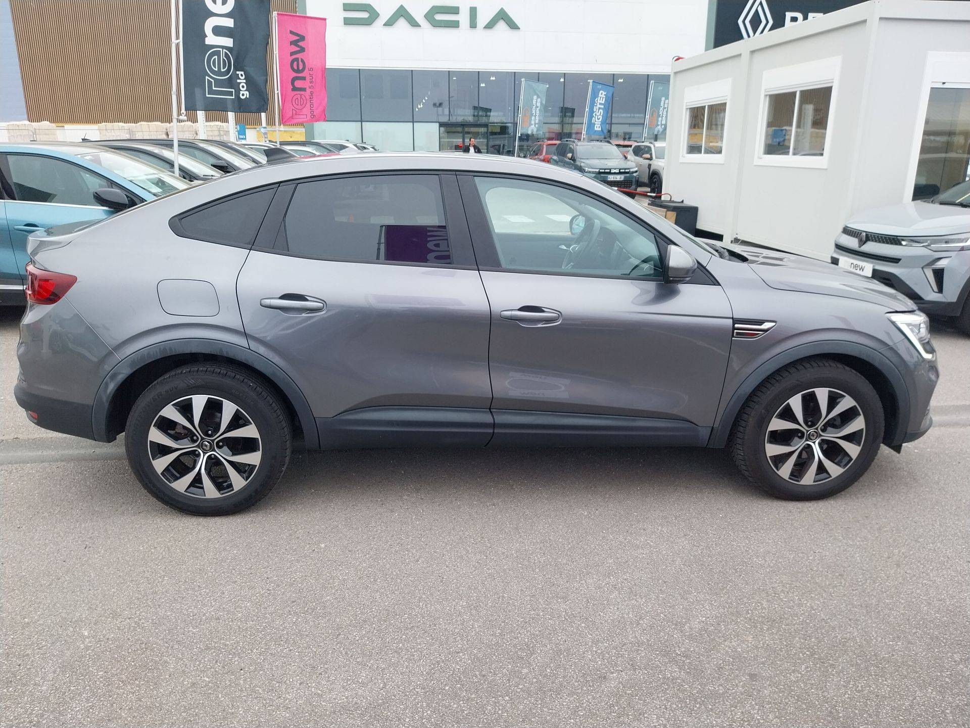 Vente en ligne Renault Arkana  mild hybrid 140 EDC FAP - 22 au prix de 19 590 €