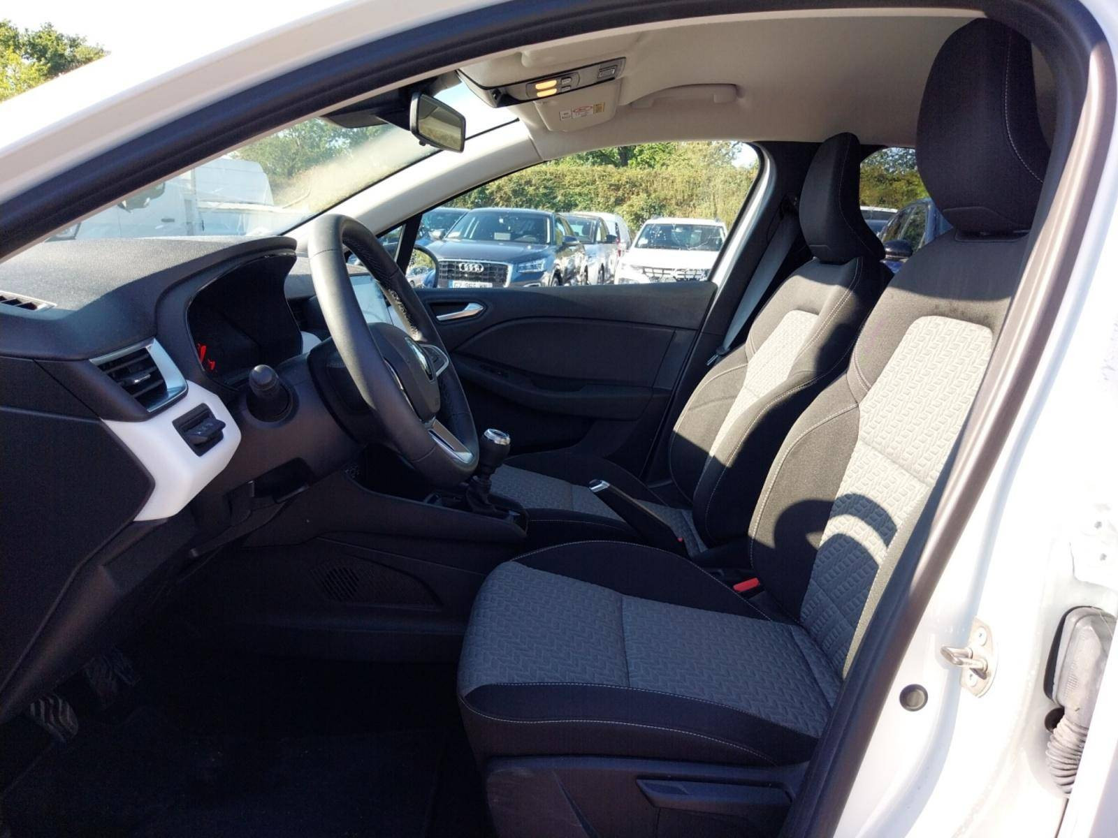 Vente en ligne Renault Clio 5 Clio TCe 90 au prix de 14 790 €