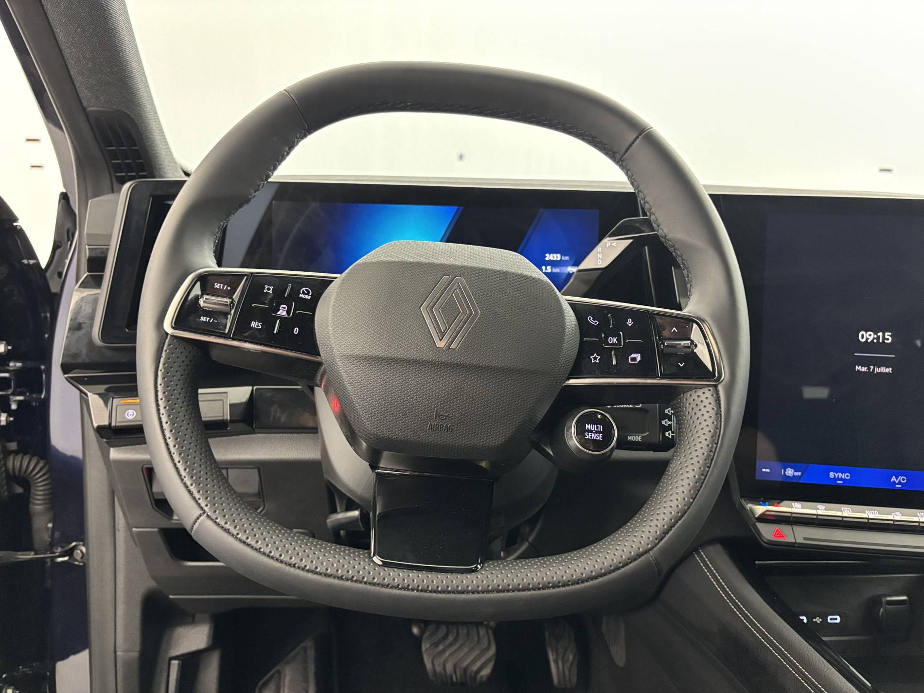 Vente en ligne Renault Espace Espace E-Tech full hybrid 200 GSR2 au prix de 34 990 €