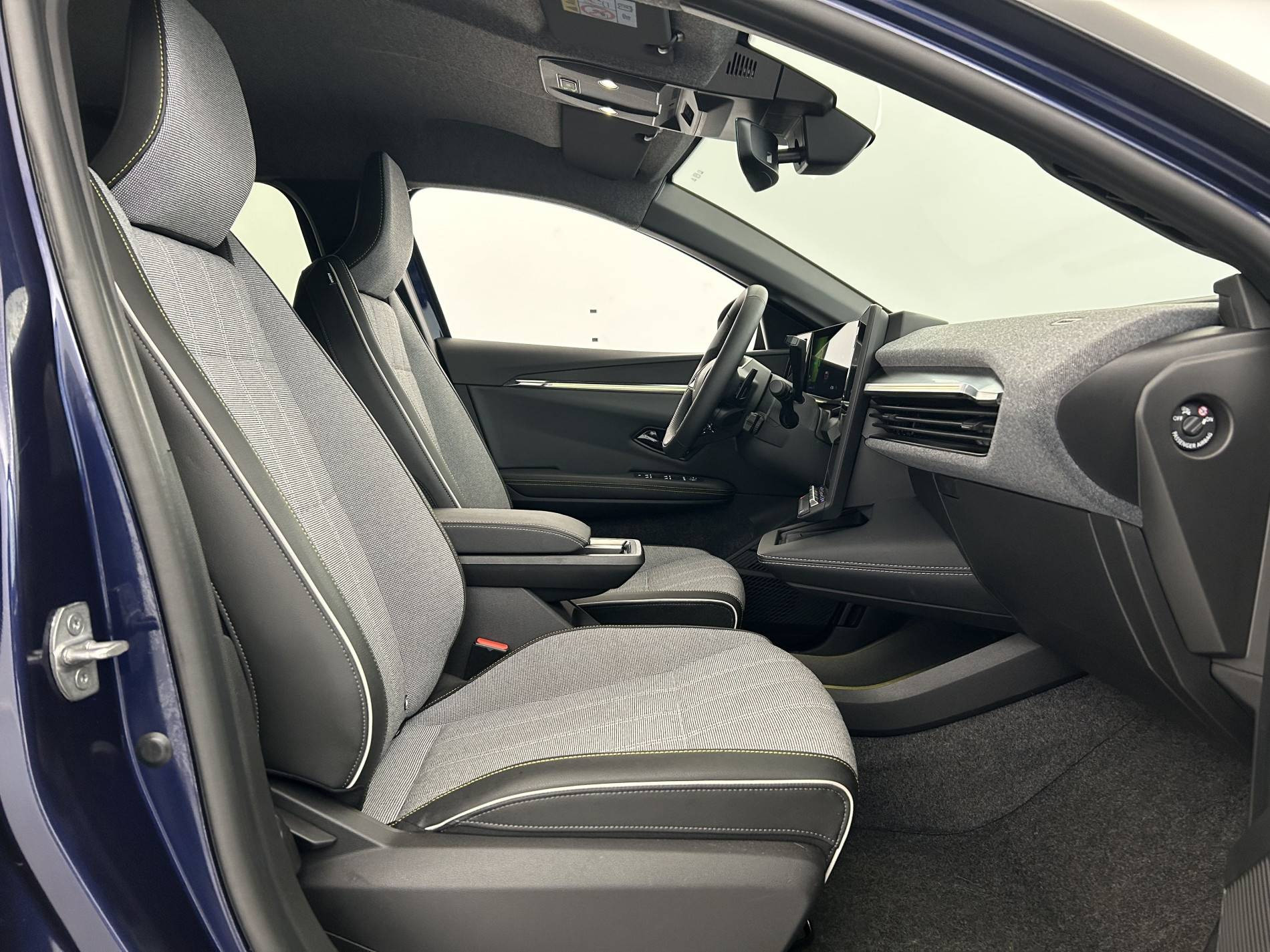 Vente en ligne Renault Megane E-Tech  220 ch autonomie confort GSR2 au prix de 31 990 €