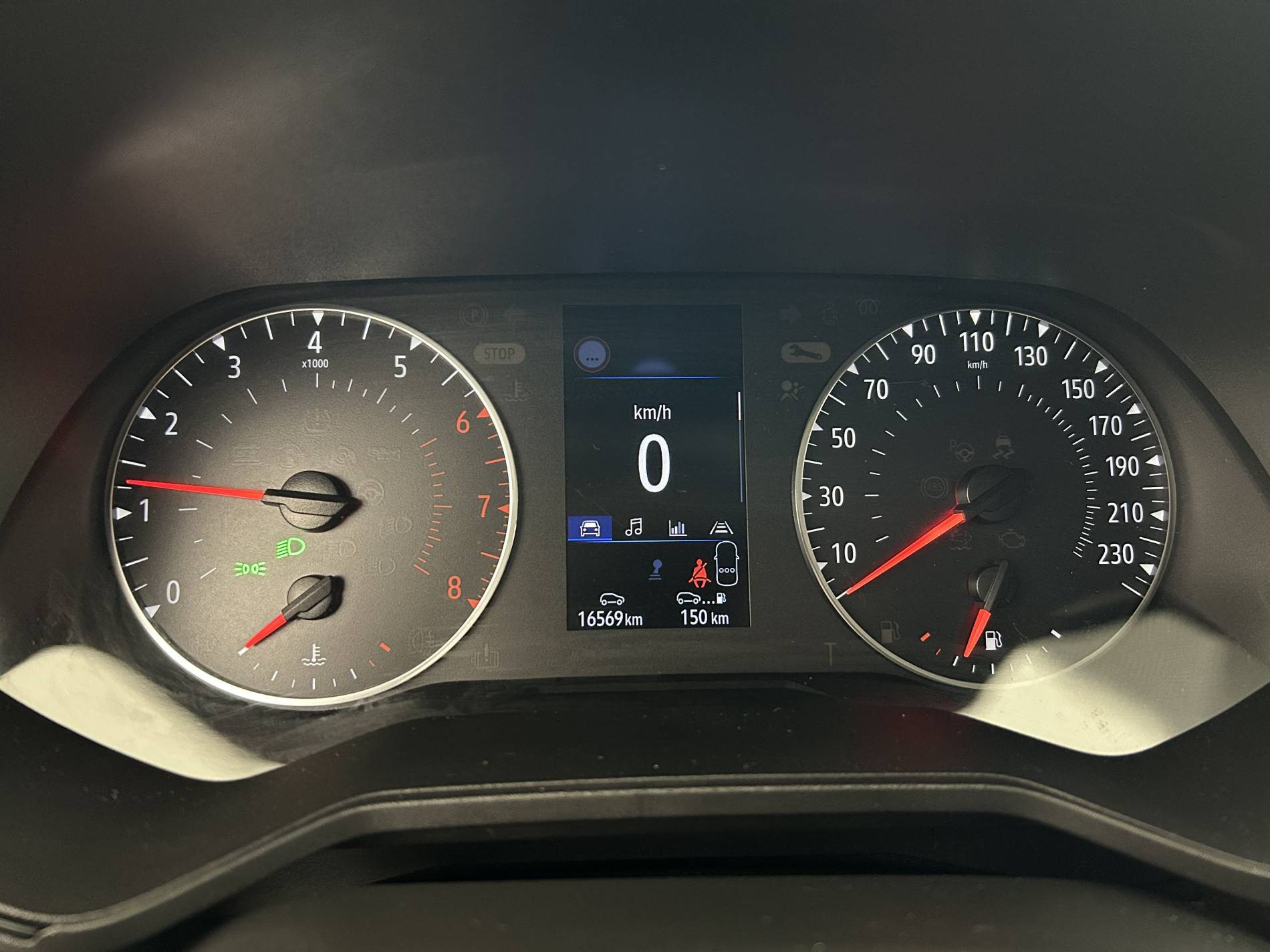 Vente en ligne Renault Clio 5 Clio TCe 90 au prix de 13 990 €