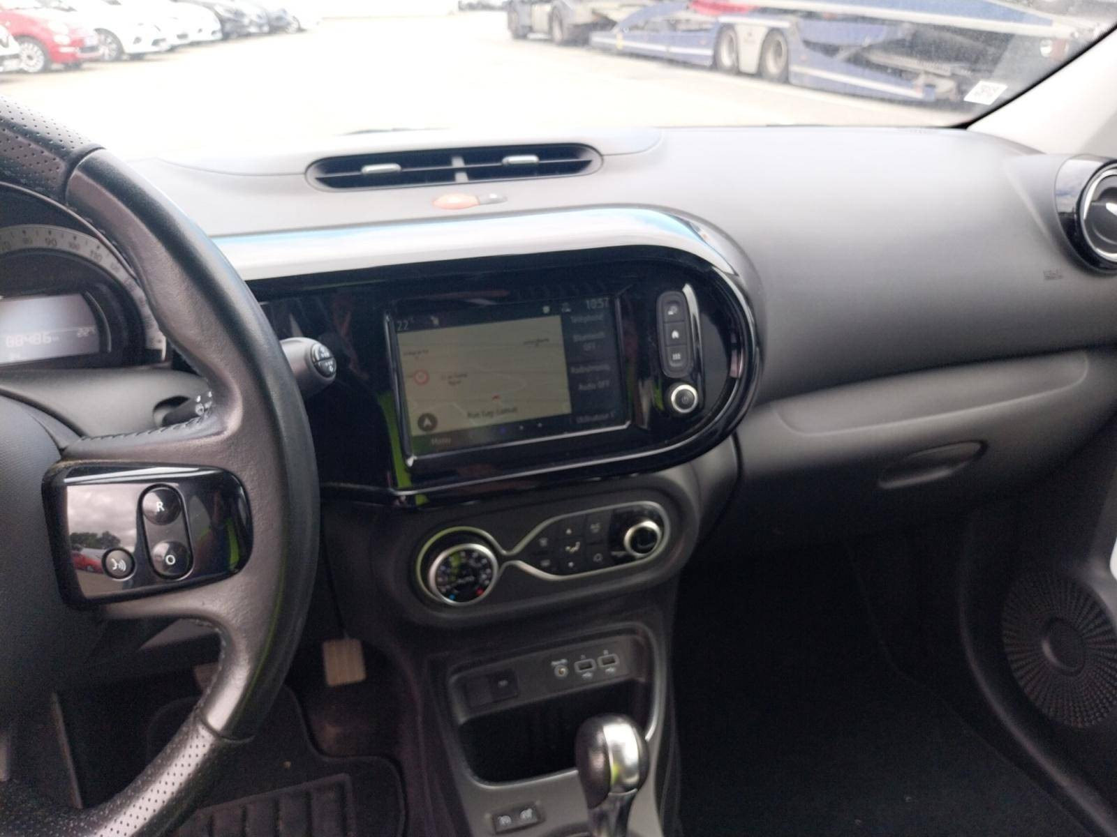 Vente en ligne Renault Twingo Electrique Twingo III E-Tech au prix de 13 900 €