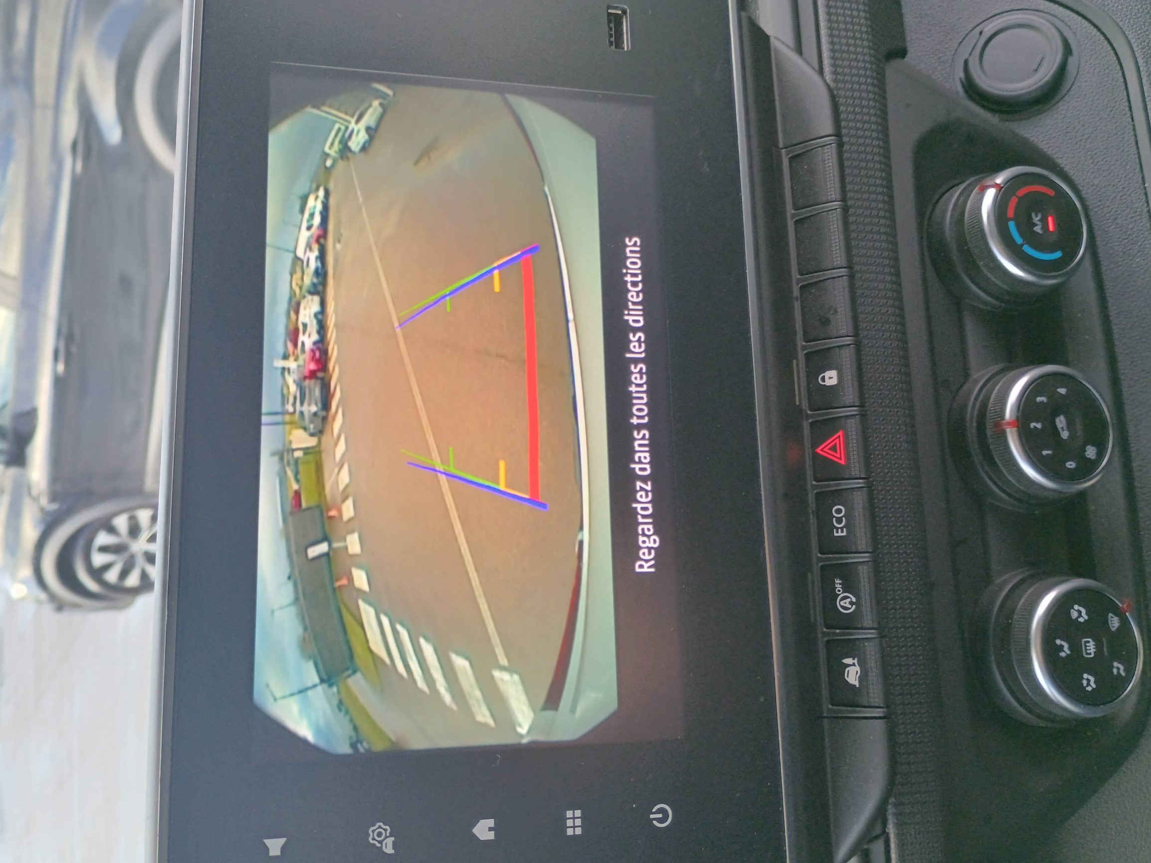 Vente en ligne Renault Trafic Cabine Approfondie TRAFIC CA L2H1 3T BLUE DCI 170 AUTO au prix de 37 991 €