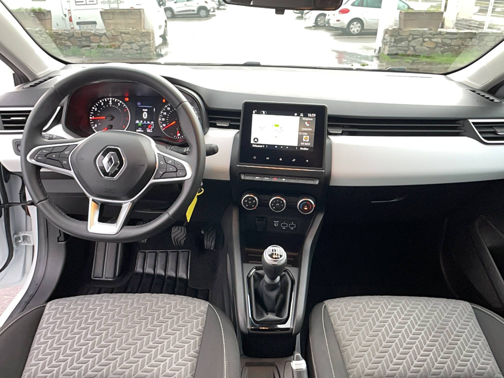 Vente en ligne Renault Clio 5 Clio TCe 90 au prix de 14 990 €