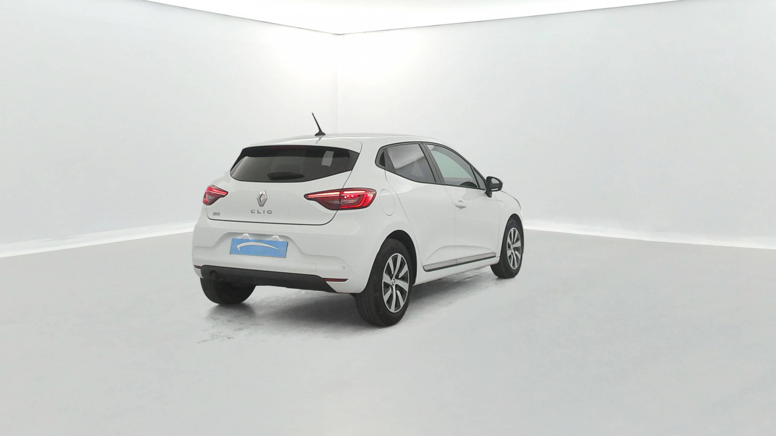 Vente en ligne Renault Clio 5 Clio TCe 90 au prix de 13 490 €