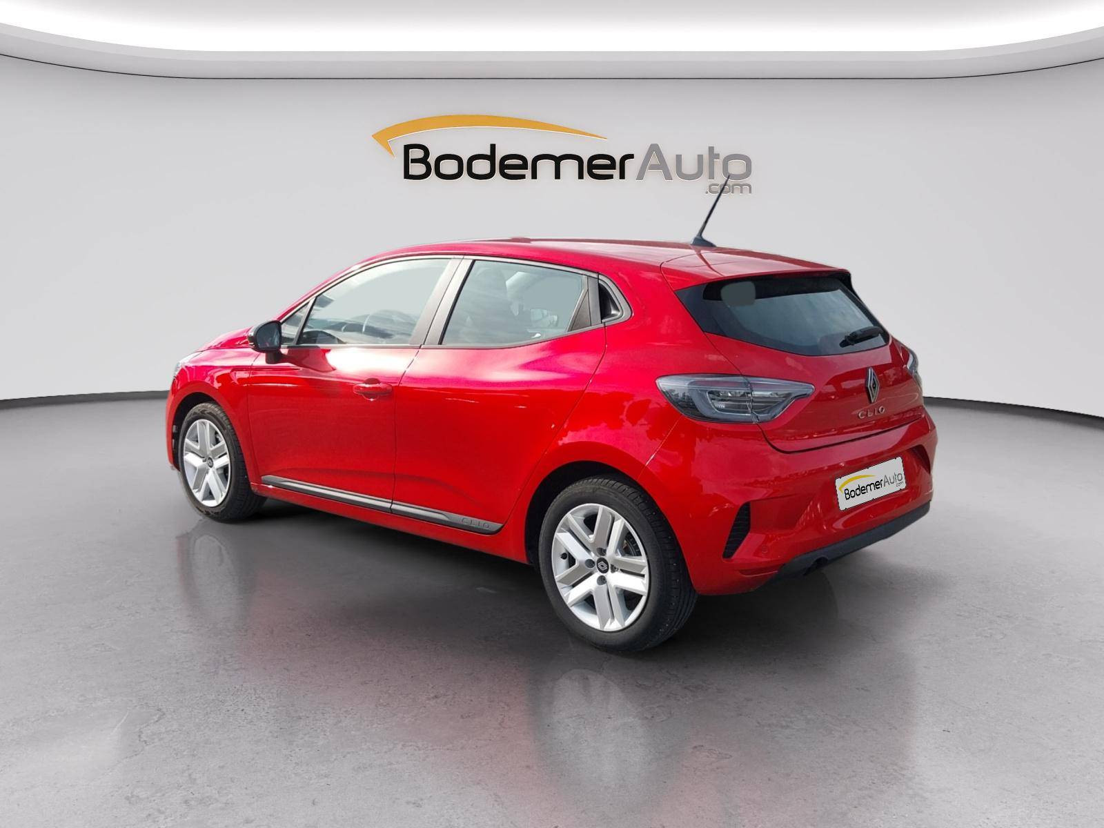 Vente en ligne Renault Clio 5 Clio Blue dCi 100 au prix de 14 890 €