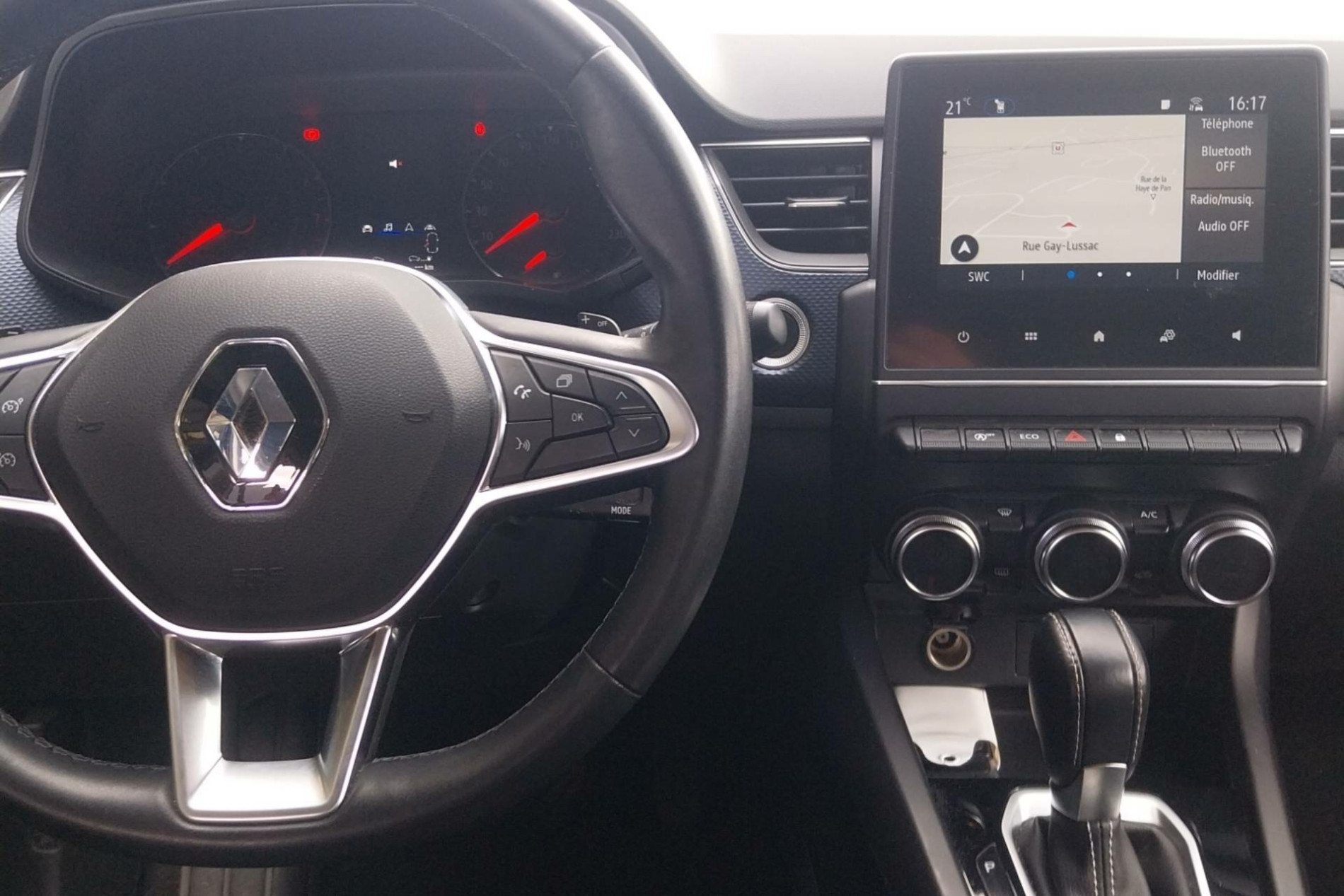 Vente en ligne Renault Arkana  mild hybrid 140 EDC FAP - 22 au prix de 18 000 €