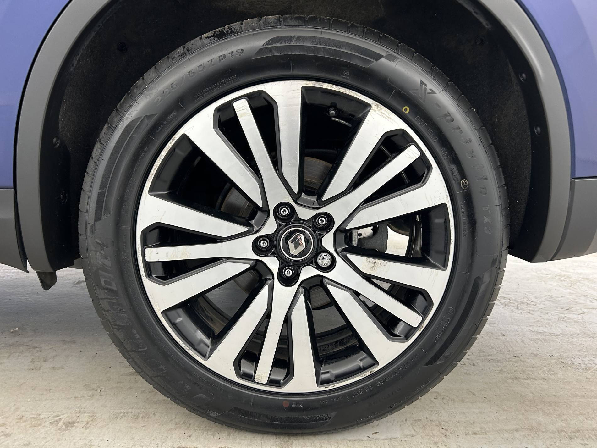 Vente en ligne Renault Koleos  dCi 175 4x2 X-tronic Energy au prix de 21 970 €