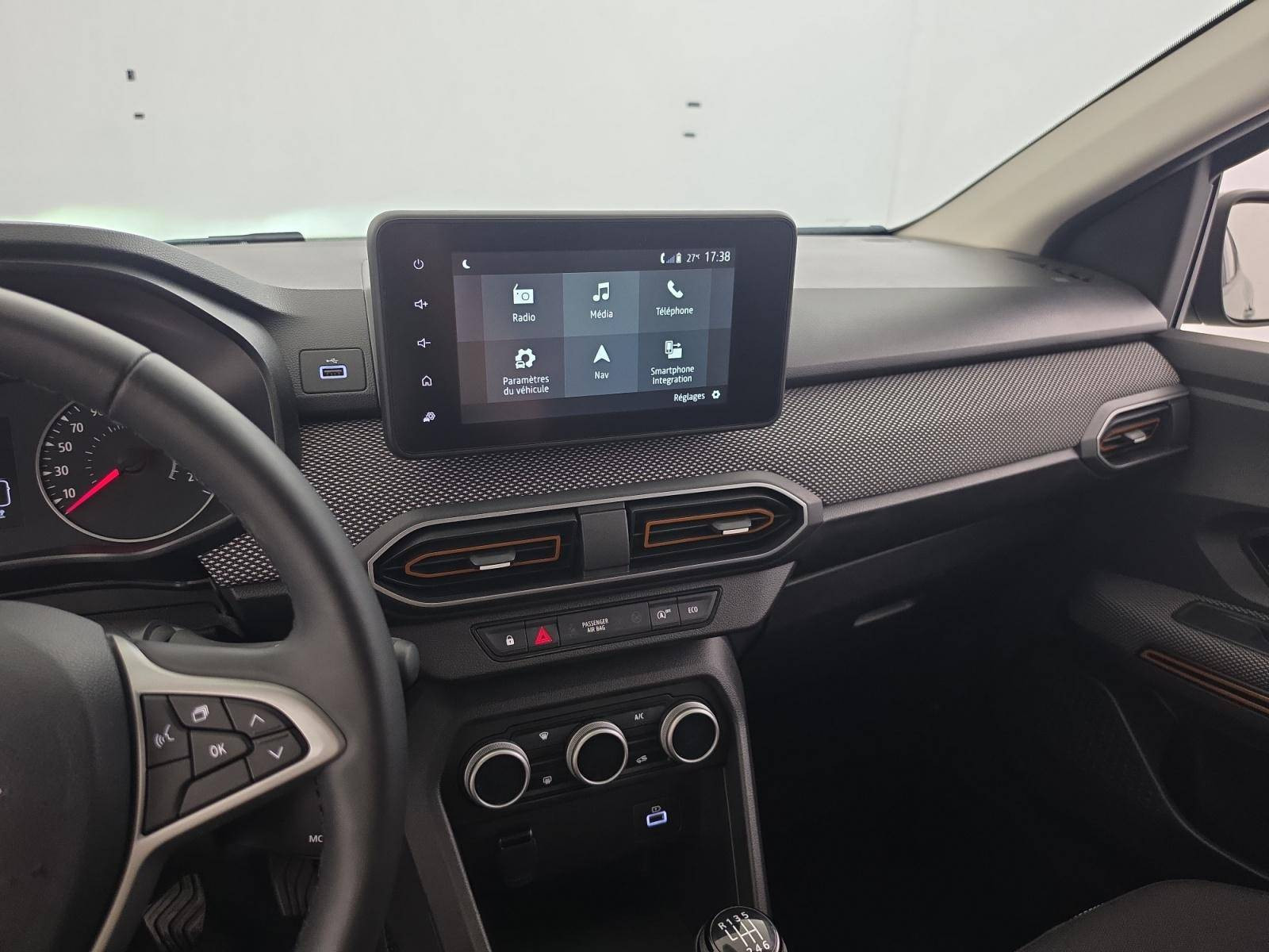 Vente en ligne Dacia Sandero  ECO-G 100 au prix de 14 600 €