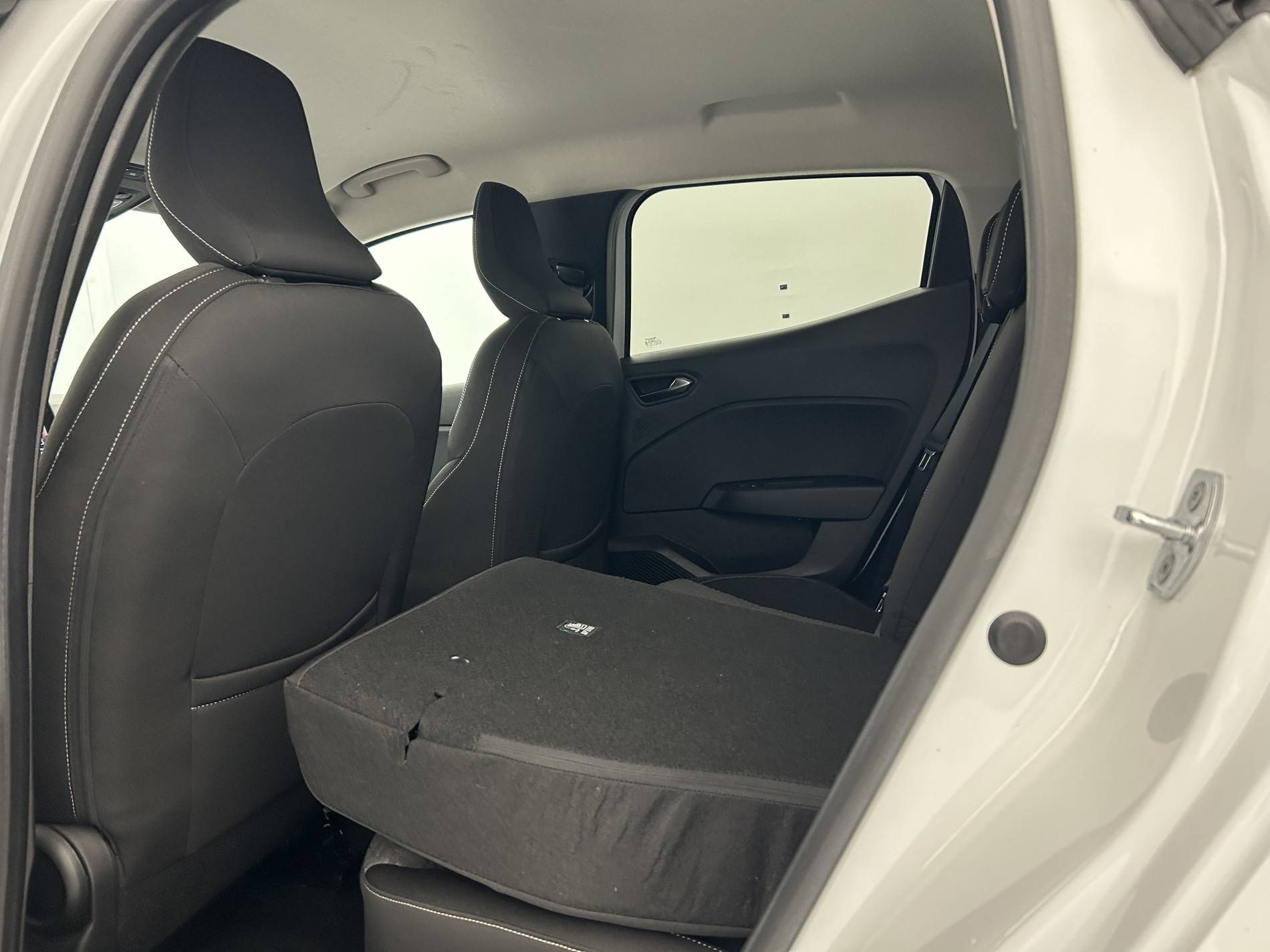 Vente en ligne Renault Clio 5 Clio SCe 65 au prix de 14 491 €