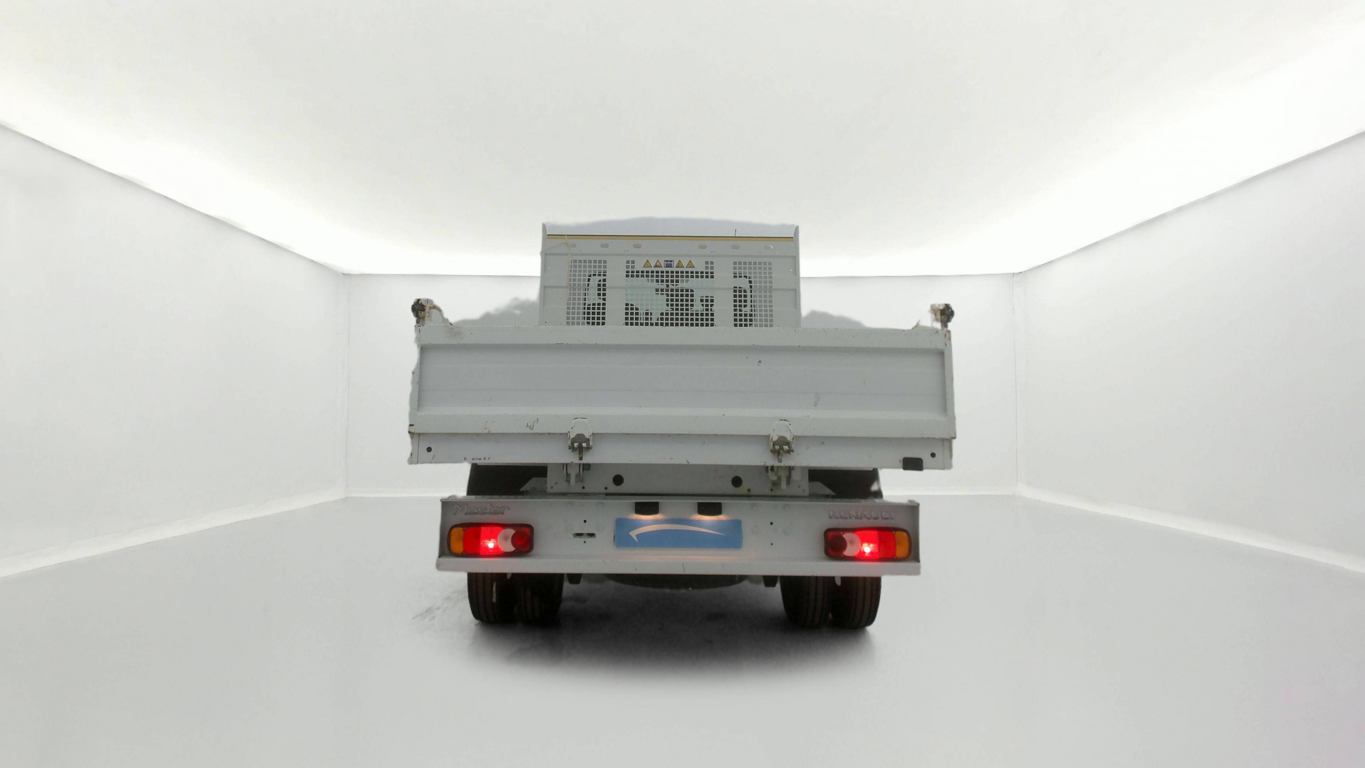 Vente en ligne Renault Master 3 Châssis Cabine MASTER CC PROP RJ3500 L2 PAFC BLUE DCI 130 EURO VI au prix de 32 880 €