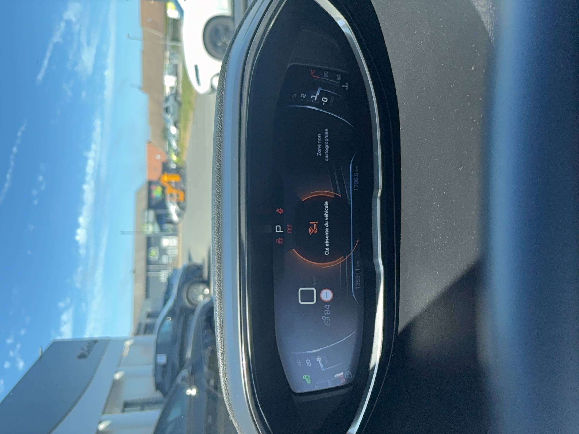 Vente en ligne Peugeot 5008  1.6 BlueHDi 120ch S&S EAT6 7 Places au prix de 14 990 €