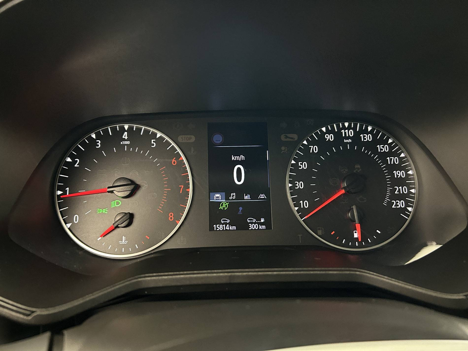 Vente en ligne Renault Clio 5 Clio TCe 90 au prix de 13 790 €