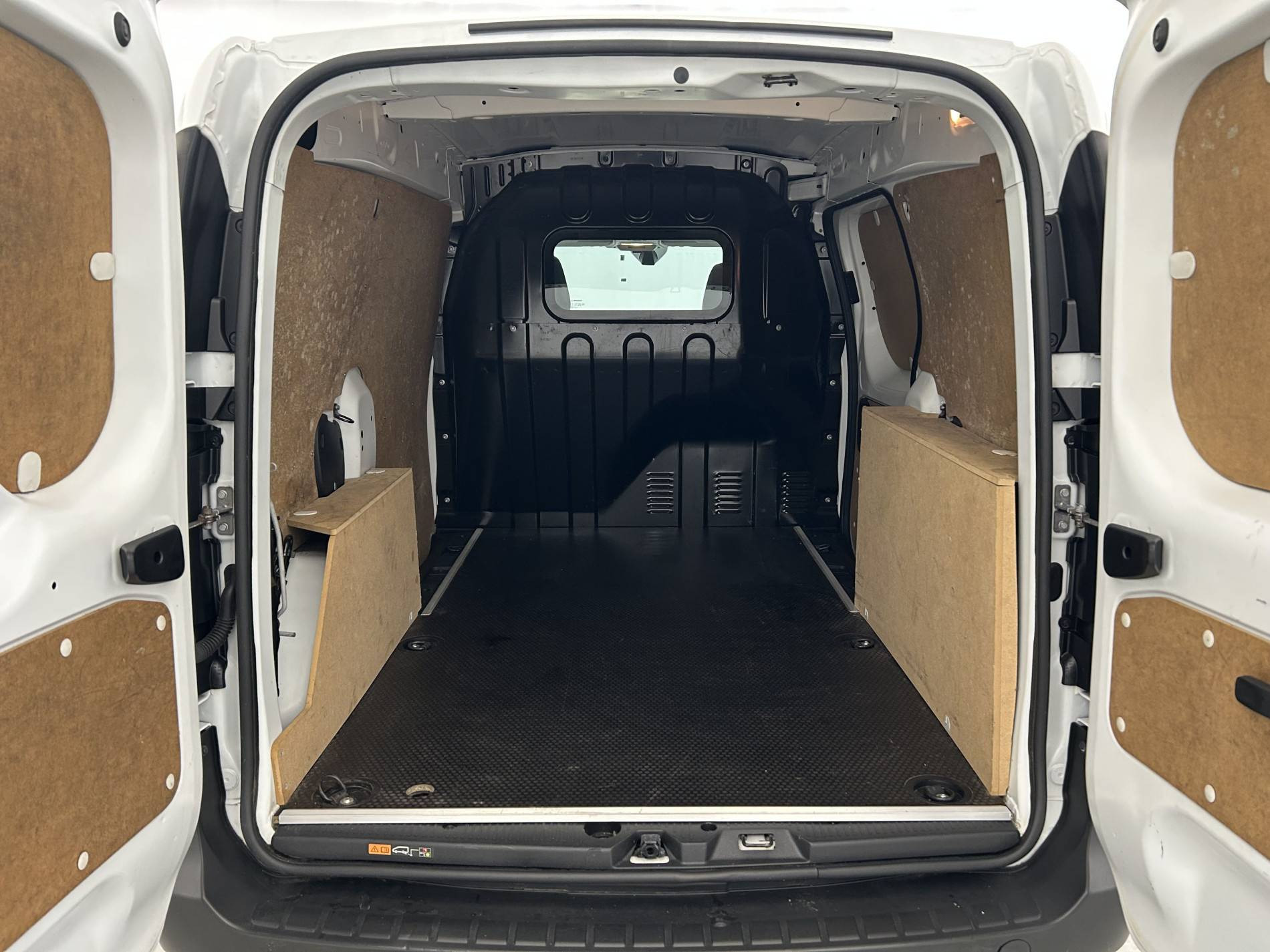 Vente en ligne Renault Express Van  BLUE DCI 75 au prix de 12 490 €
