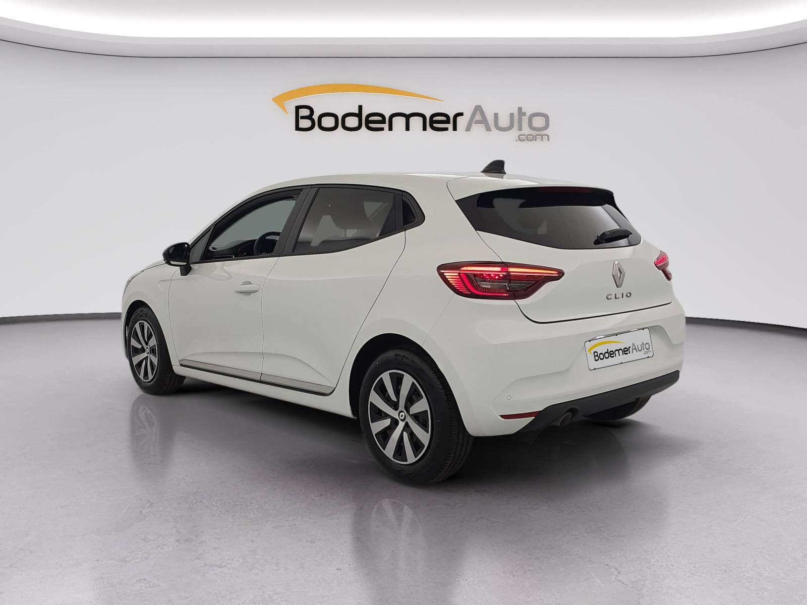 Vente en ligne Renault Clio 5 Clio TCe 90 au prix de 14 790 €