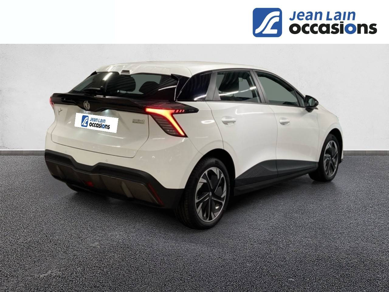 Vente en ligne MG MG4 MG4 Electric 51kWh - 125 kW 2WD Standard de 2023 au prix de 0 €