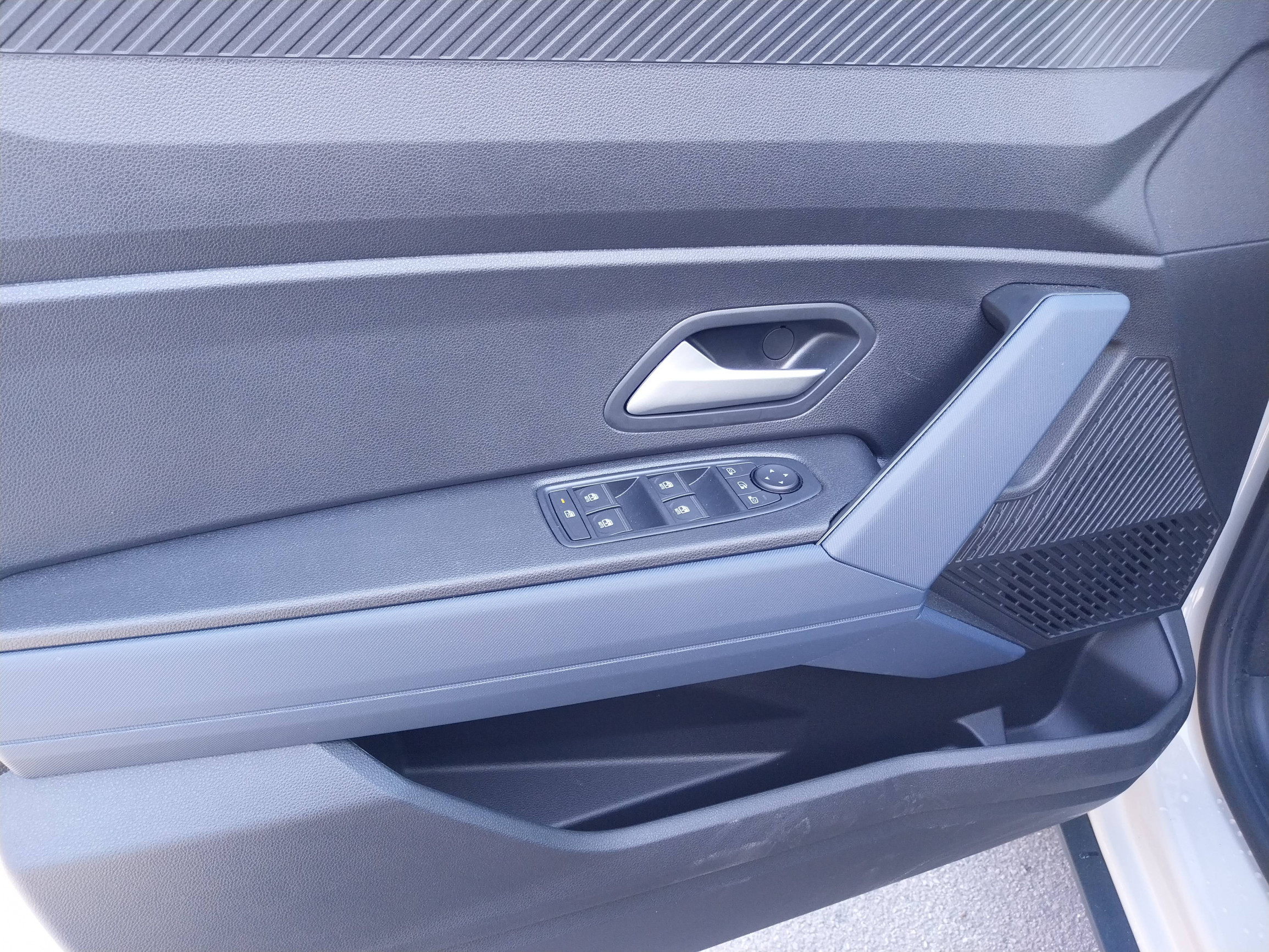 Vente en ligne Dacia Duster  Hybrid 140 au prix de 27 290 €