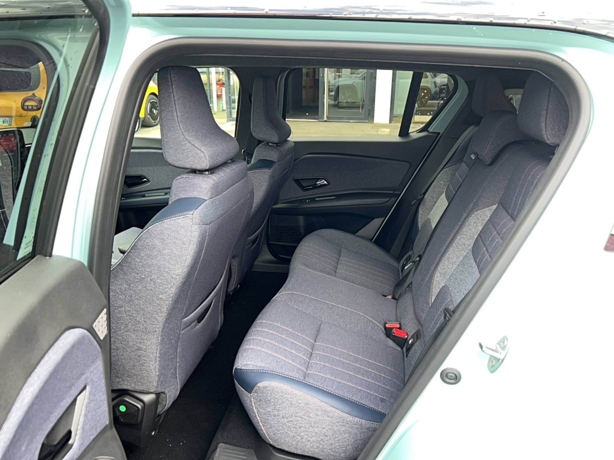 Vente en ligne Renault R4 E-Tech  150 ch autonomie confort au prix de 36 990 €