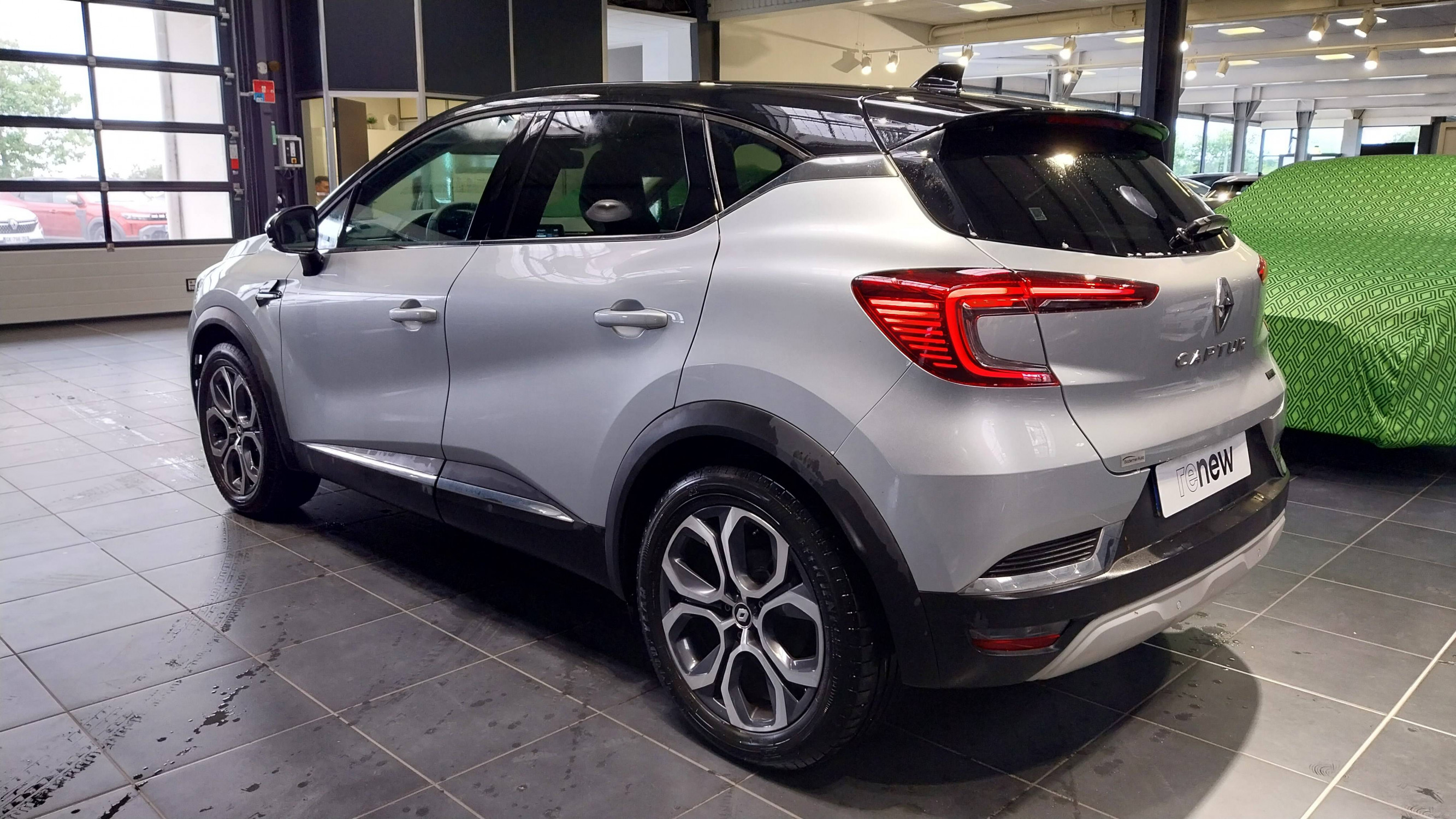 Vente en ligne Renault Captur  E-Tech full hybrid 145 au prix de 19 250 €