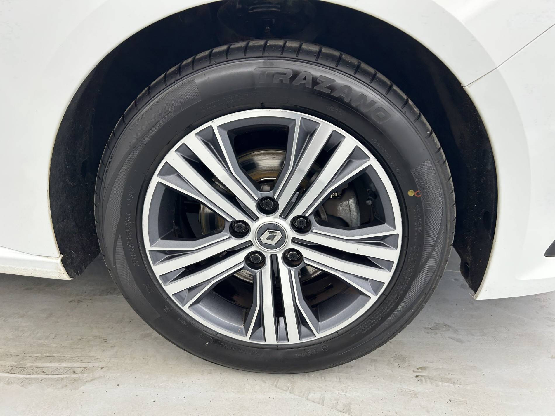 Vente en ligne Renault Megane 4  TCe 140 au prix de 15 990 €