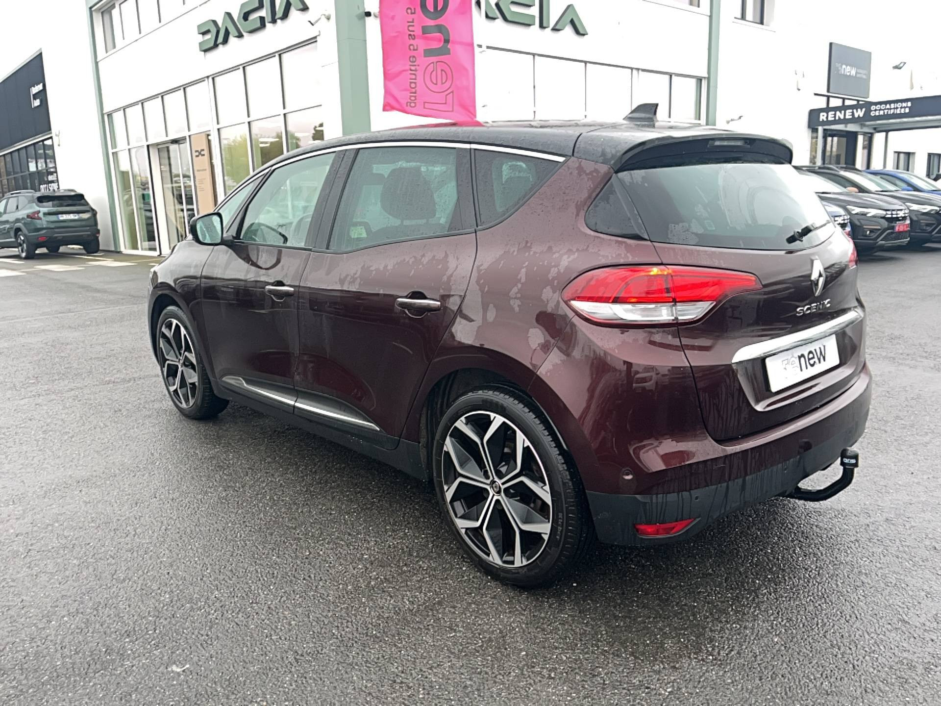 Vente en ligne Renault Scenic 4 Scenic TCe 140 FAP au prix de 19 990 €