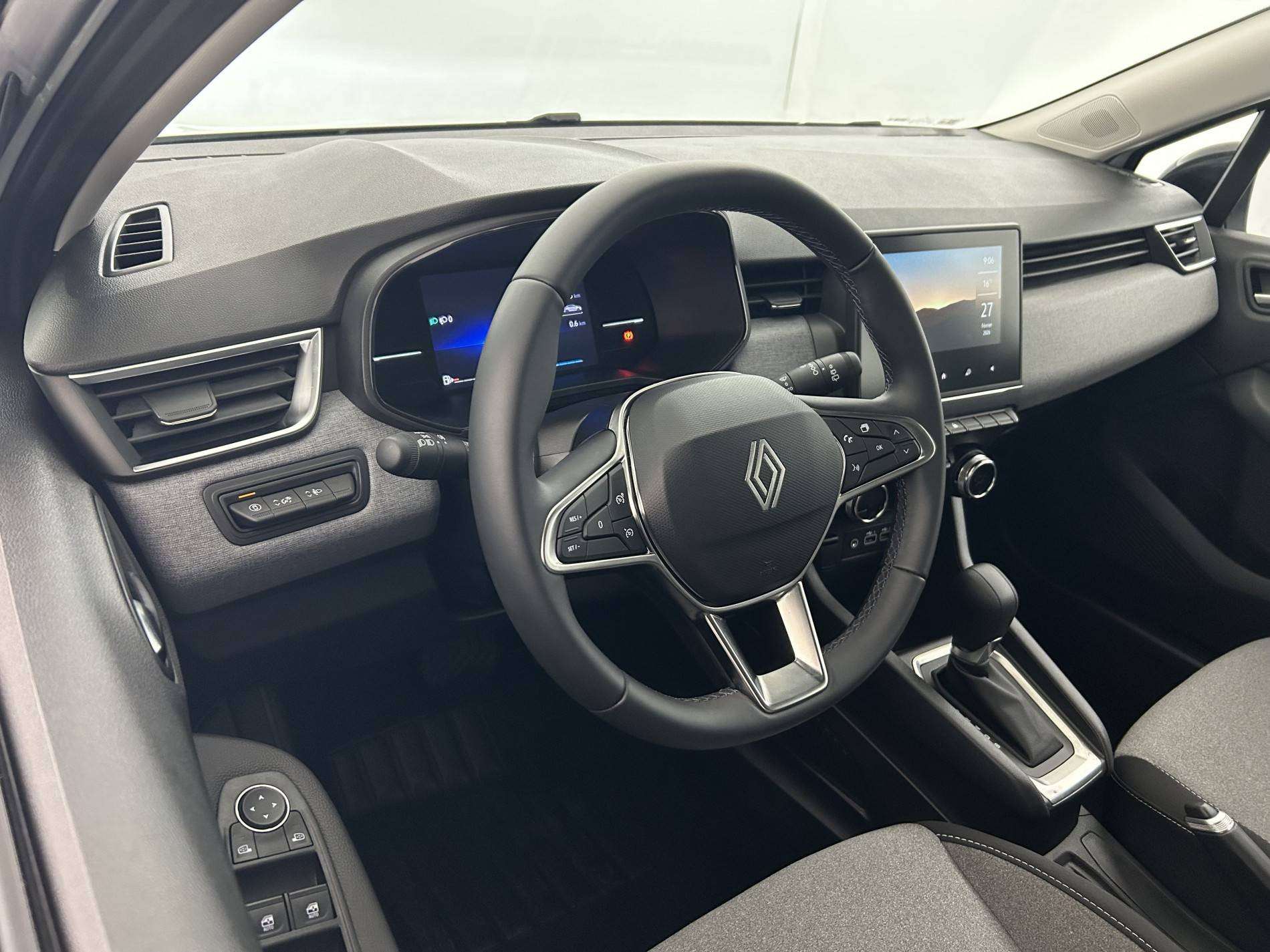 Vente en ligne Renault Clio 5 Clio E-Tech full hybrid 145 ch GSR2 au prix de 19 990 €