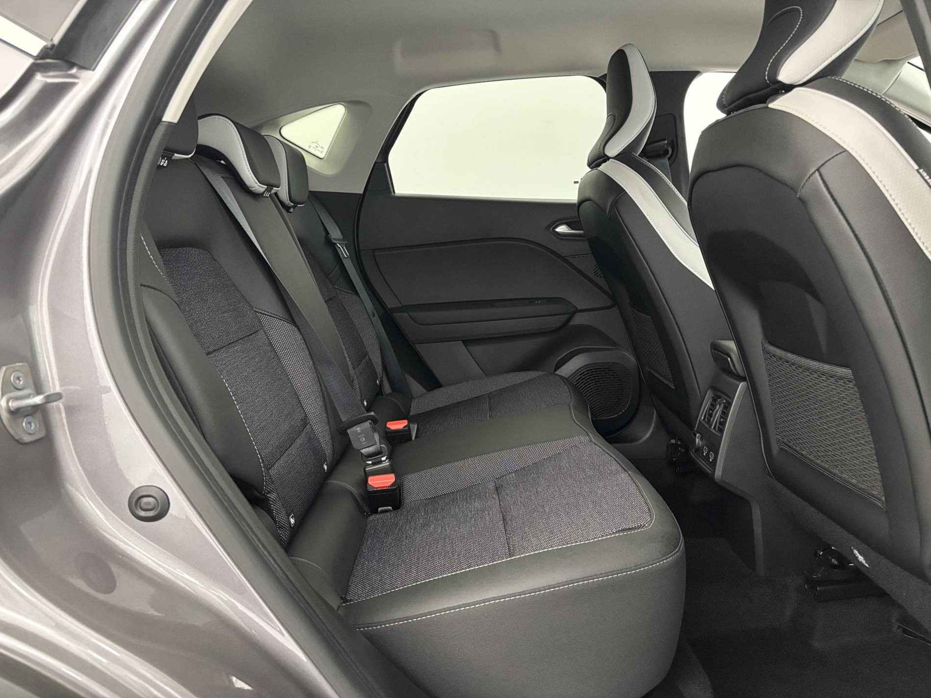 Vente en ligne Renault Captur  E-Tech full hybrid 145 au prix de 20 890 €