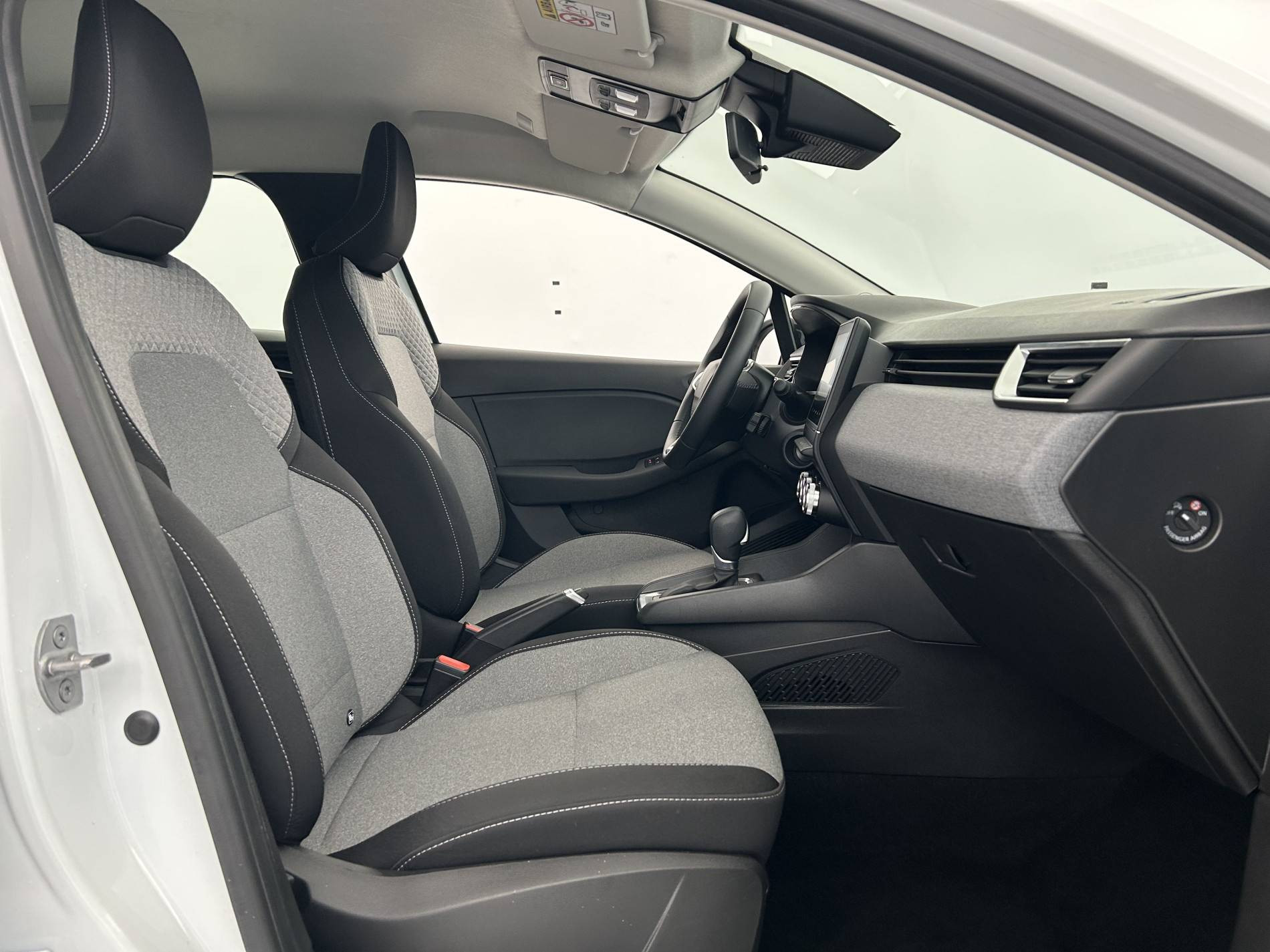 Vente en ligne Renault Clio 5 Clio E-Tech full hybrid 145 ch GSR2 au prix de 18 890 €