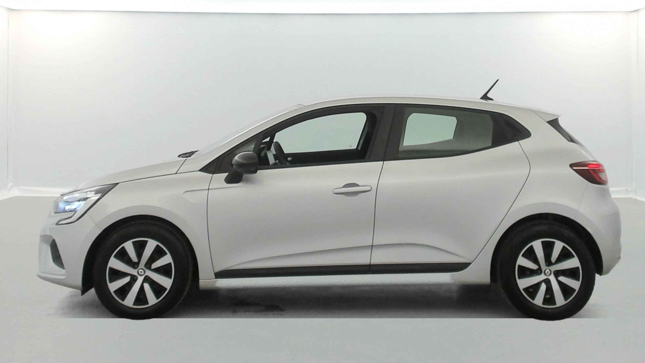 Vente en ligne Renault Clio 5 Clio TCe 90 au prix de 13 290 €