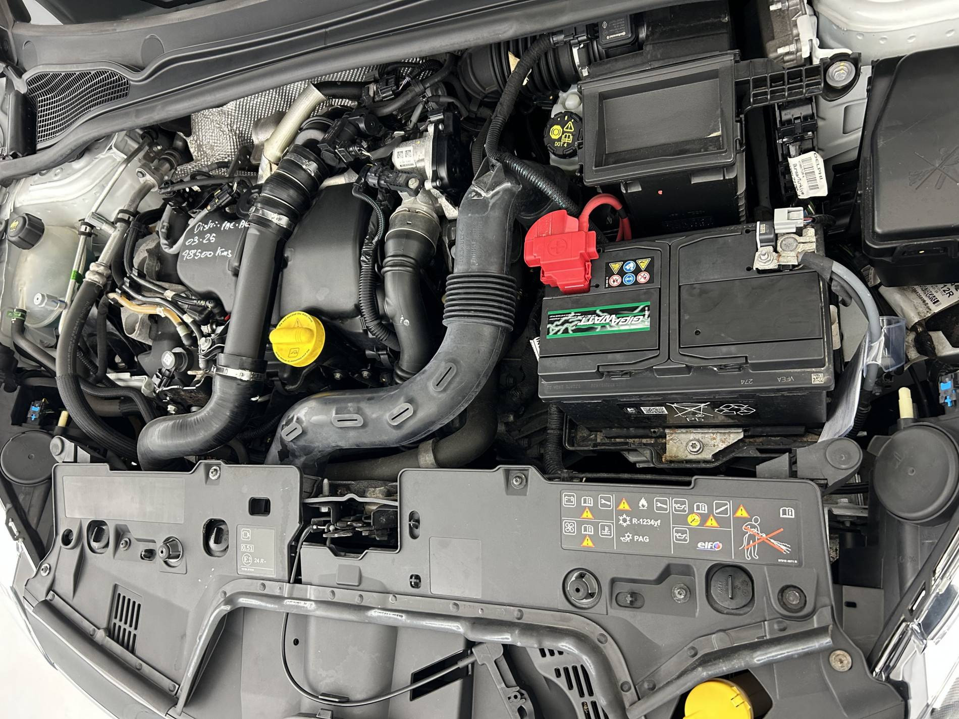 Vente en ligne Renault Clio 4 Clio dCi 75 E6C au prix de 10 890 €