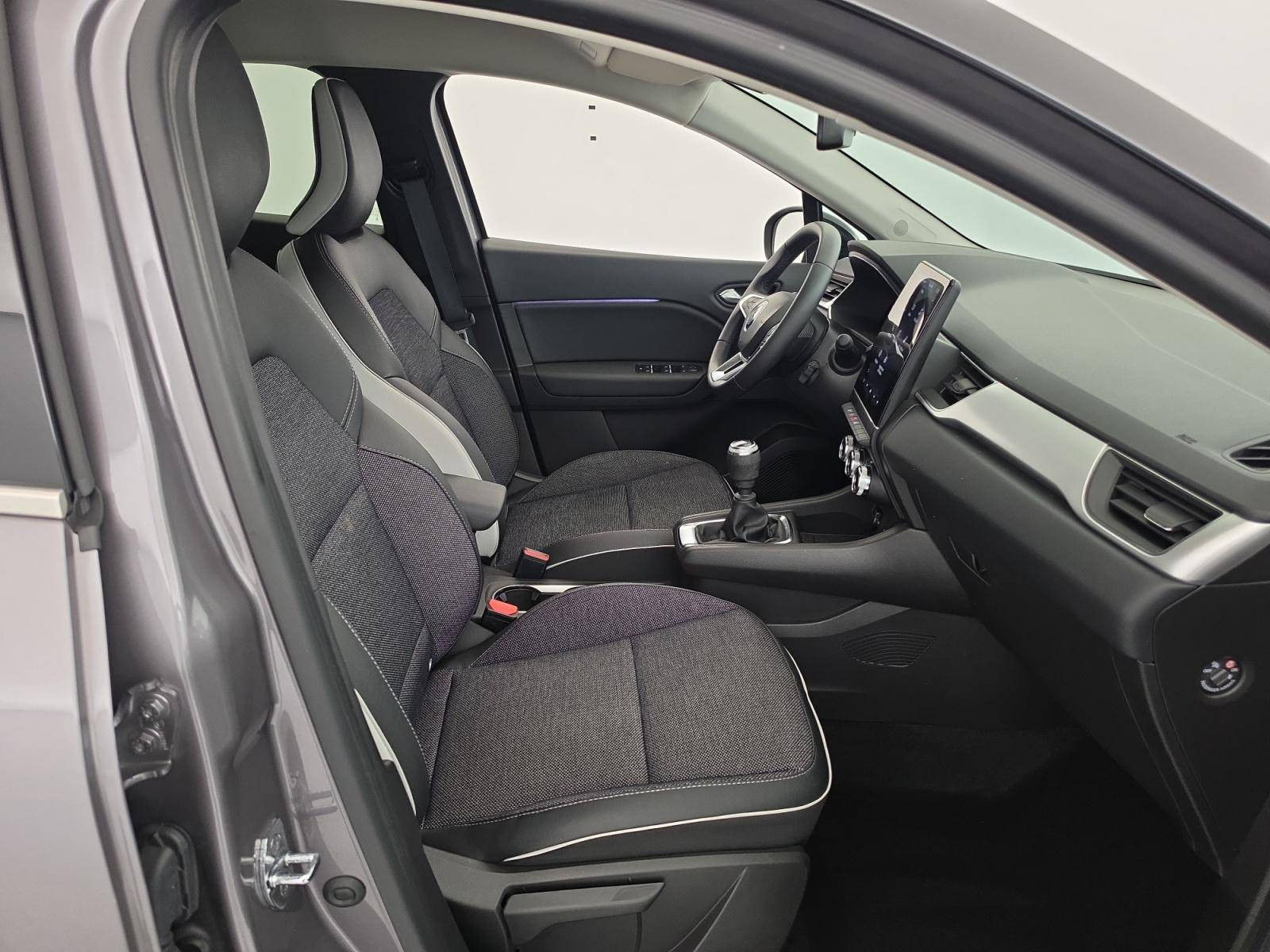 Vente en ligne Renault Captur  mild hybrid 140 au prix de 19 200 €