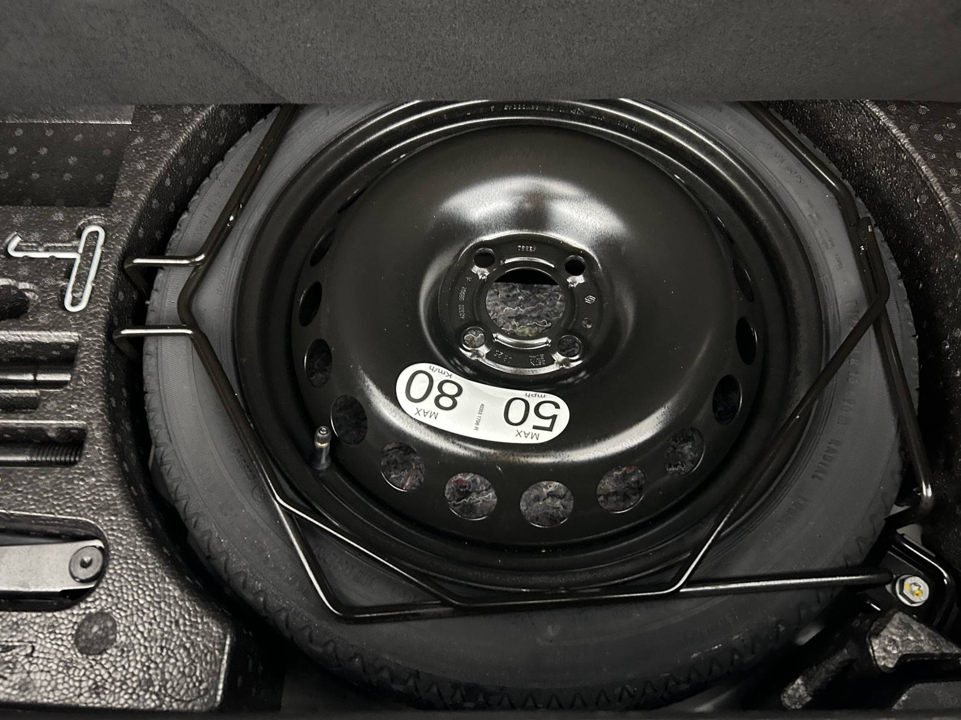 Vente en ligne Renault Clio 5 Clio E-Tech full hybrid 145 ch GSR2 au prix de 19 590 €