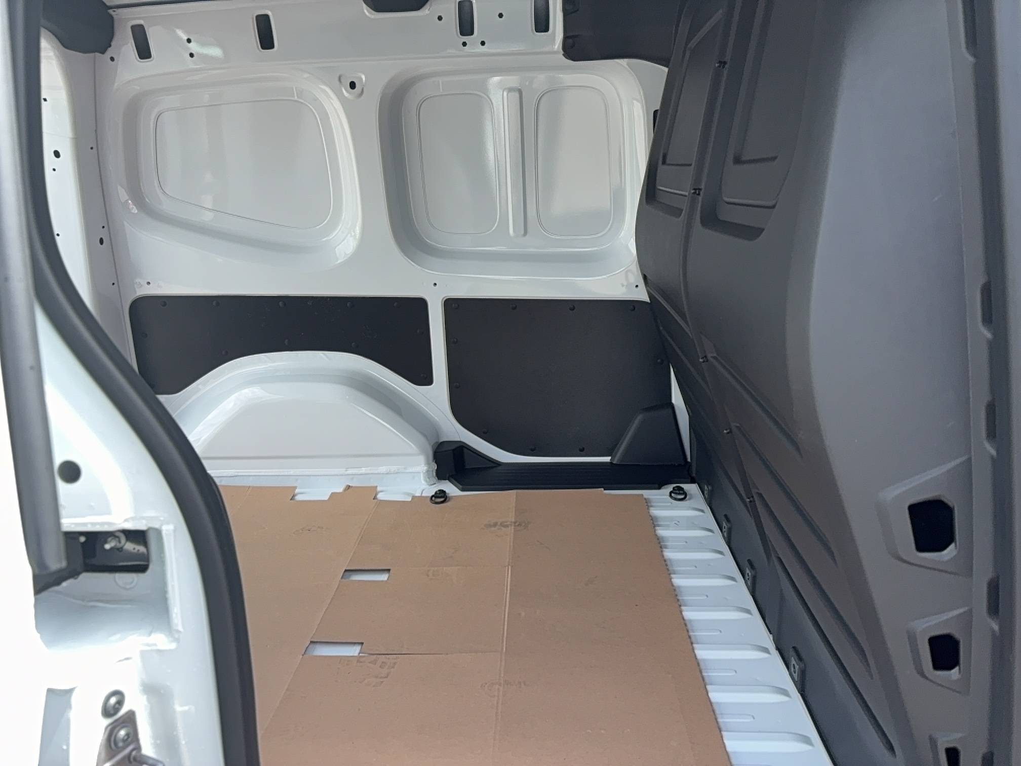 Vente en ligne Renault Kangoo Van  FG TOLE DCI 95 L1 AUTO au prix de 24 990 €
