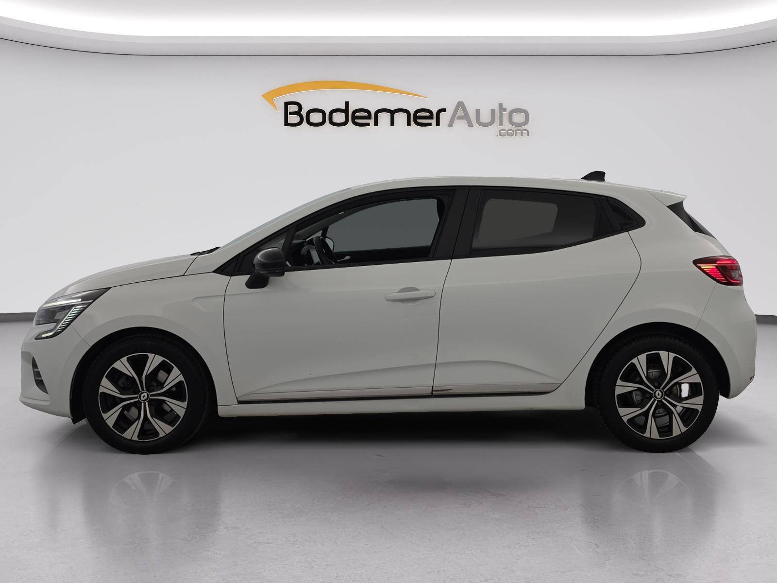 Vente en ligne Renault Clio 5 Clio Blue dCi 100 au prix de 13 291 €