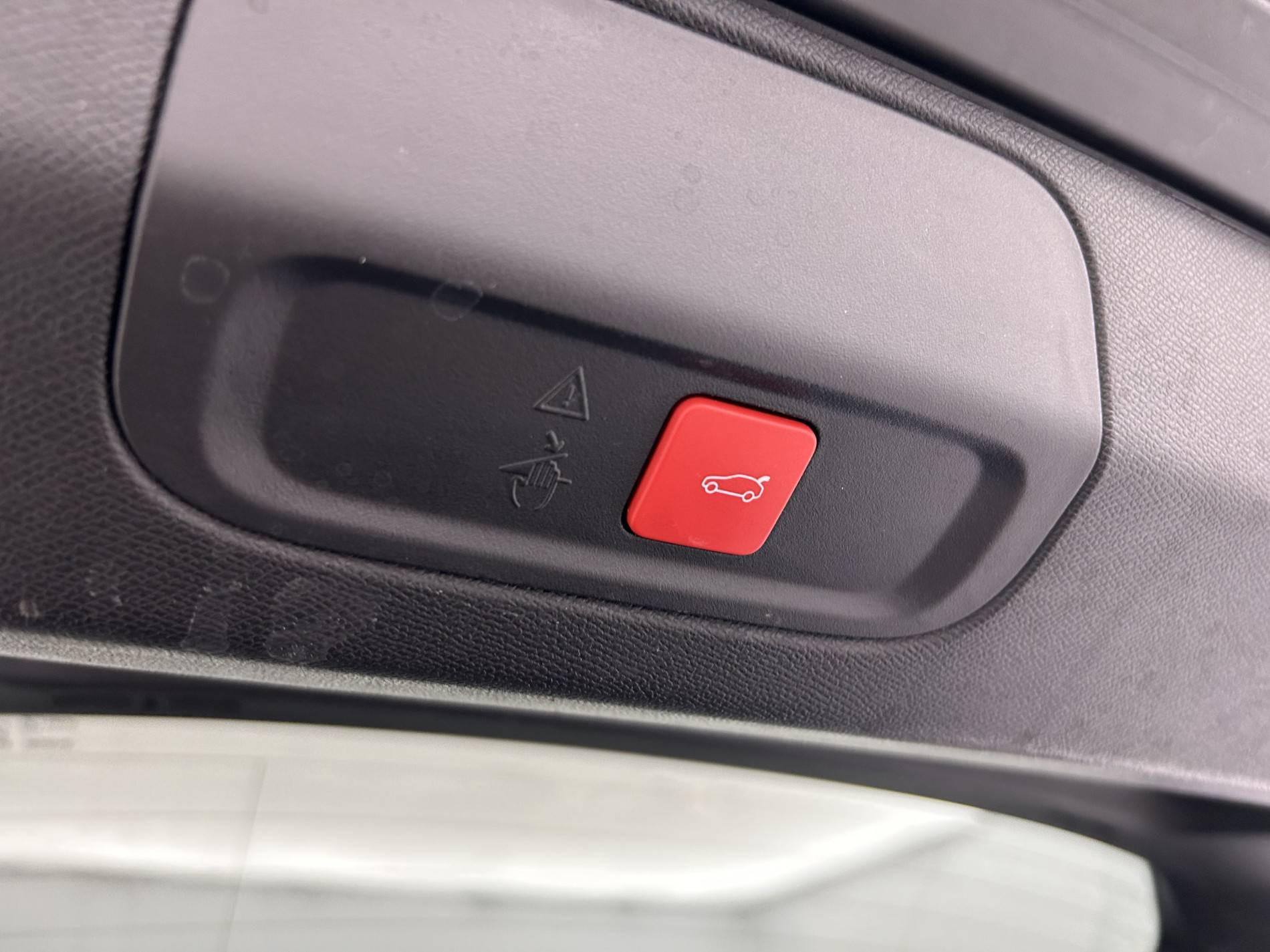 Vente en ligne Peugeot 408  PHEV 180 e-EAT8 au prix de 20 490 €