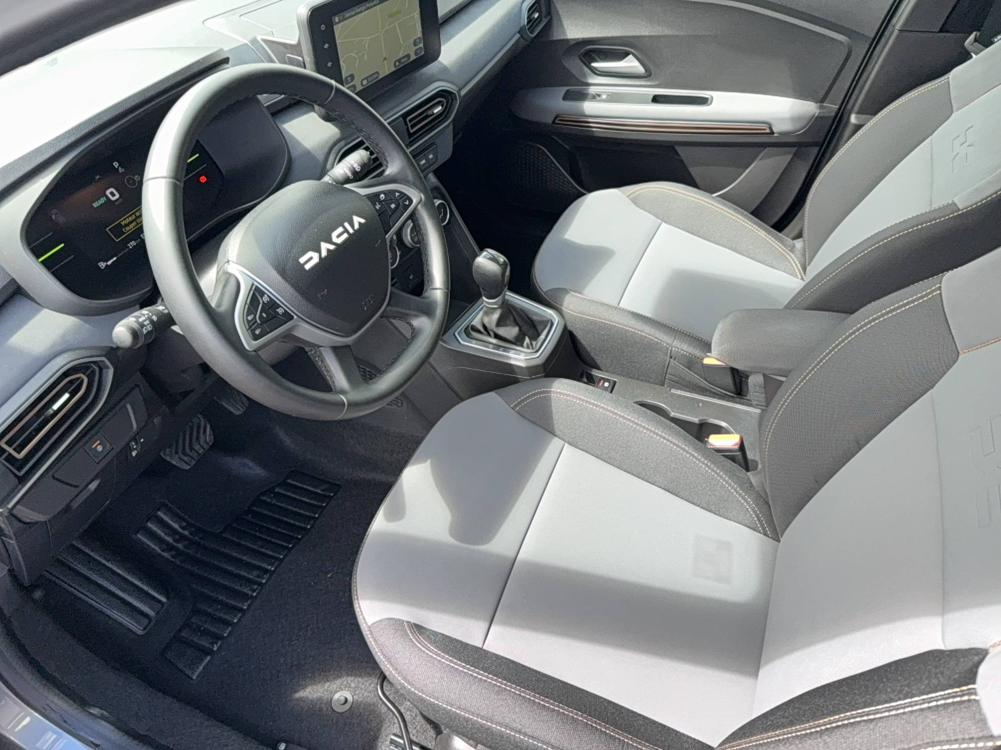 Vente en ligne Dacia Jogger  Hybrid 140 7 places GSR2 au prix de 25 790 €