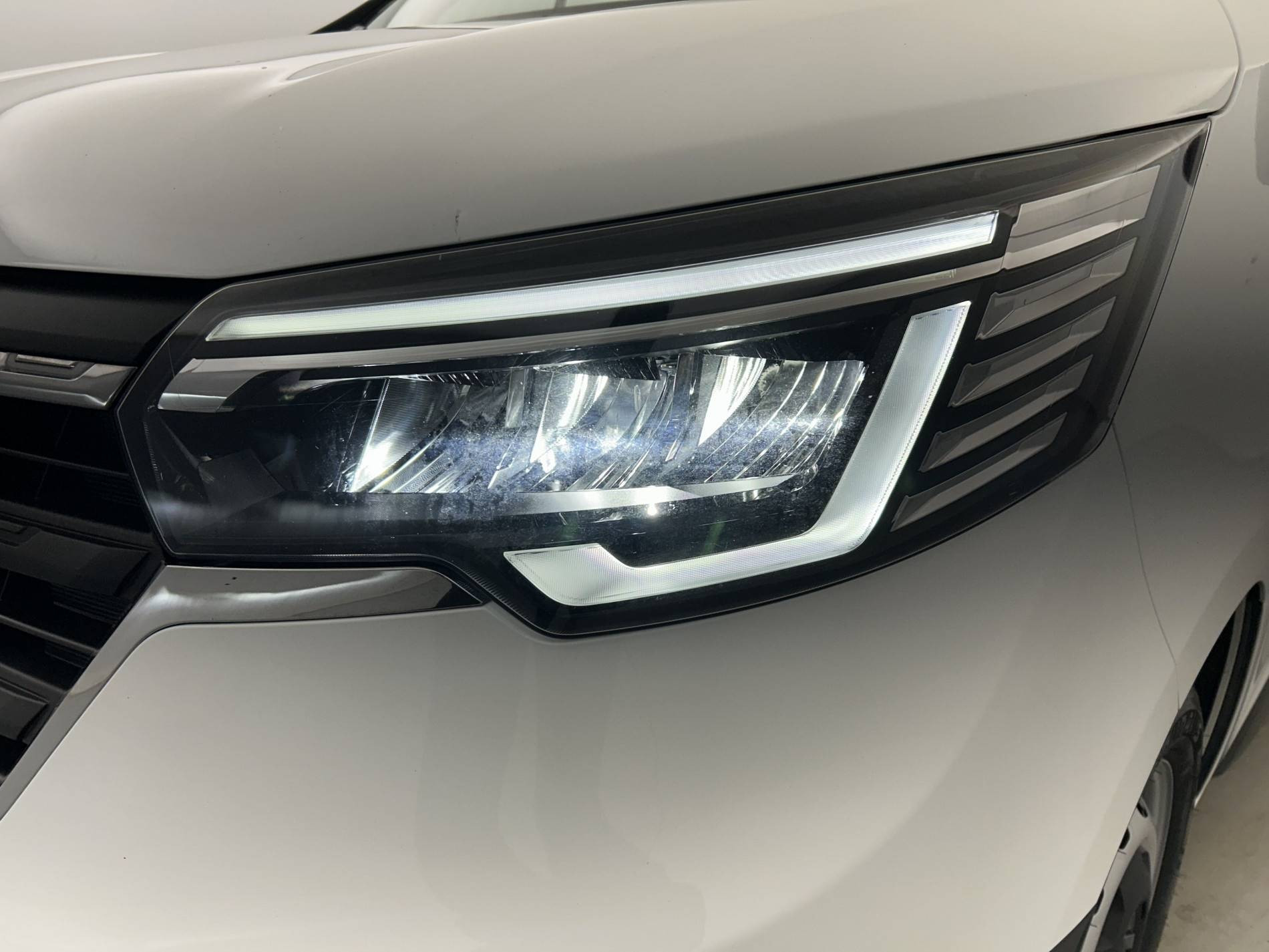 Vente en ligne Renault Trafic 3 Fourgon TRAFIC FGN L1H1 3000 KG BLUE DCI 130 au prix de 22 590 €