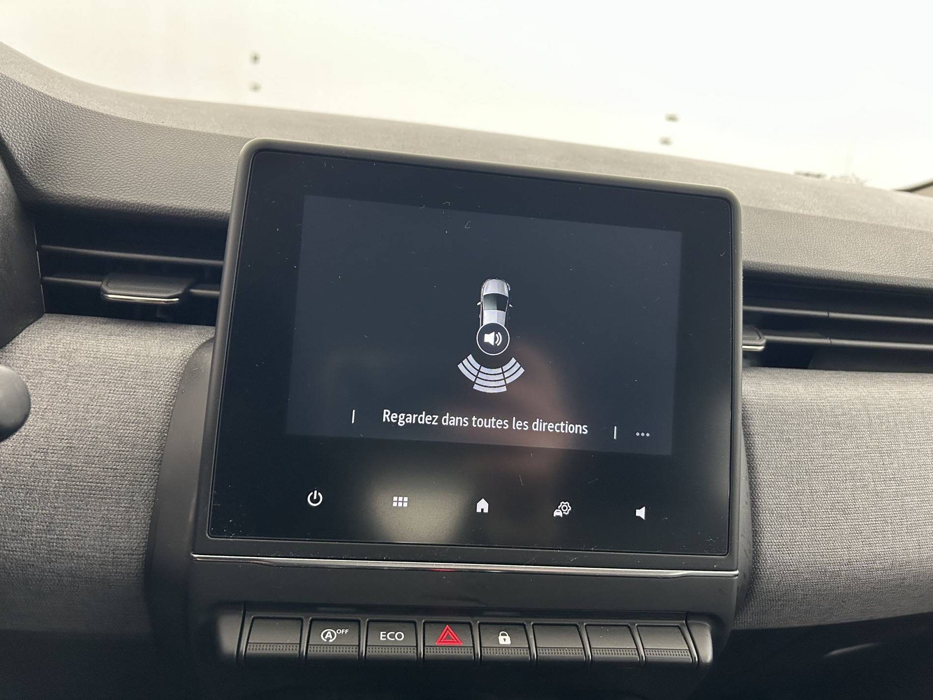 Vente en ligne Renault Clio 5 Clio dCi 100 au prix de 15 390 €