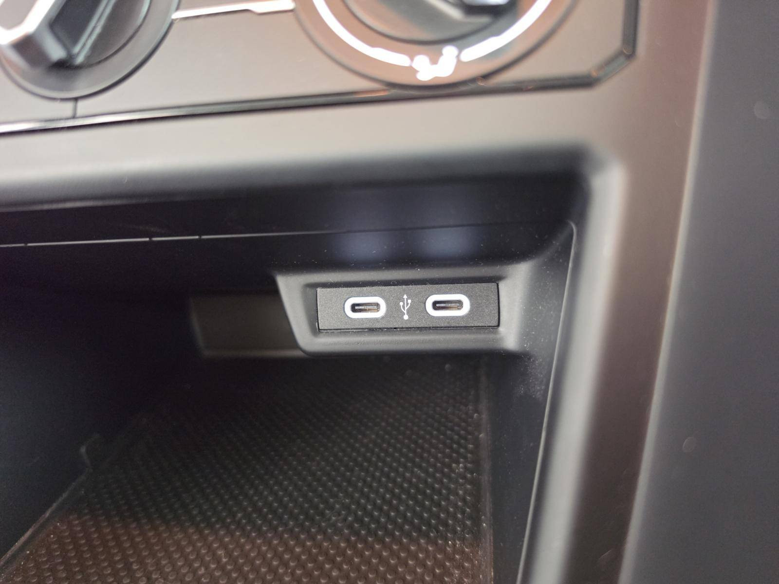 Vente en ligne Volkswagen Polo  1.0 TSI 95 S&S DSG7 au prix de 17 590 €