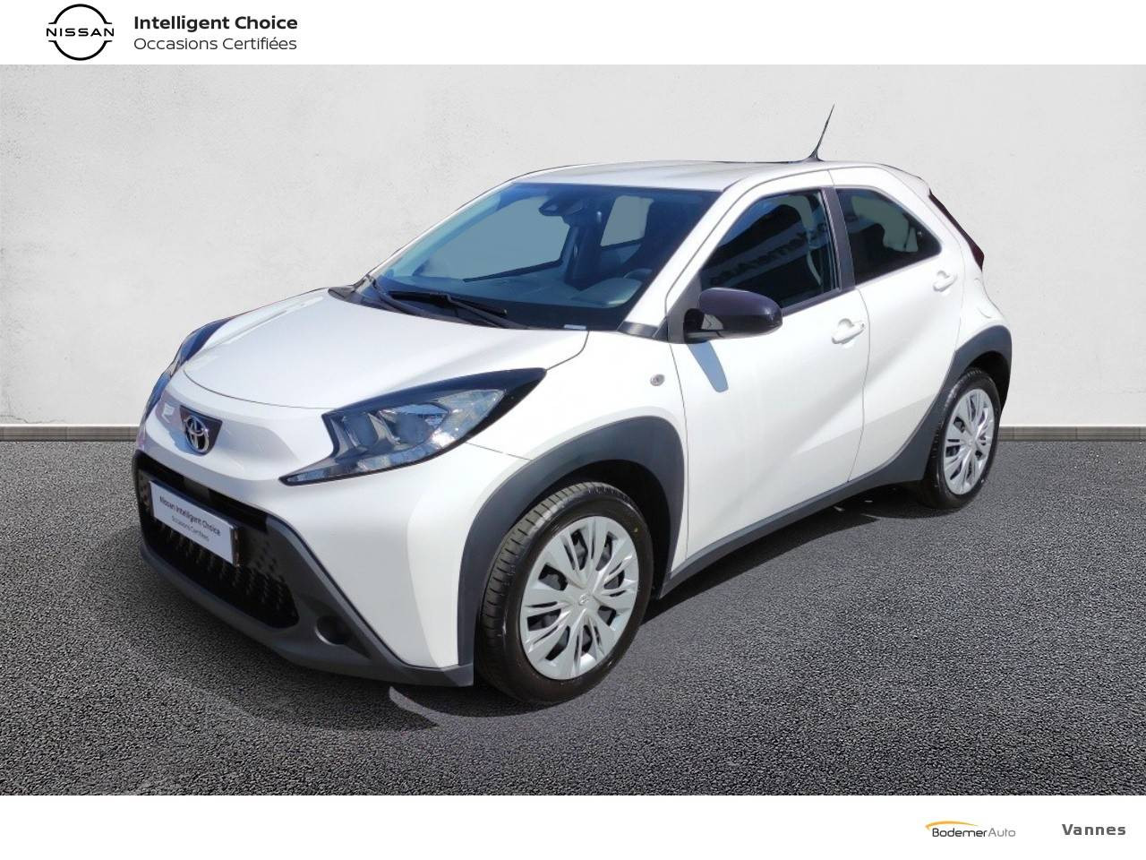 Toyota Aygo X  1.0 VVT-i 72 S-CVT occasion de 2022 en vente à Vannes