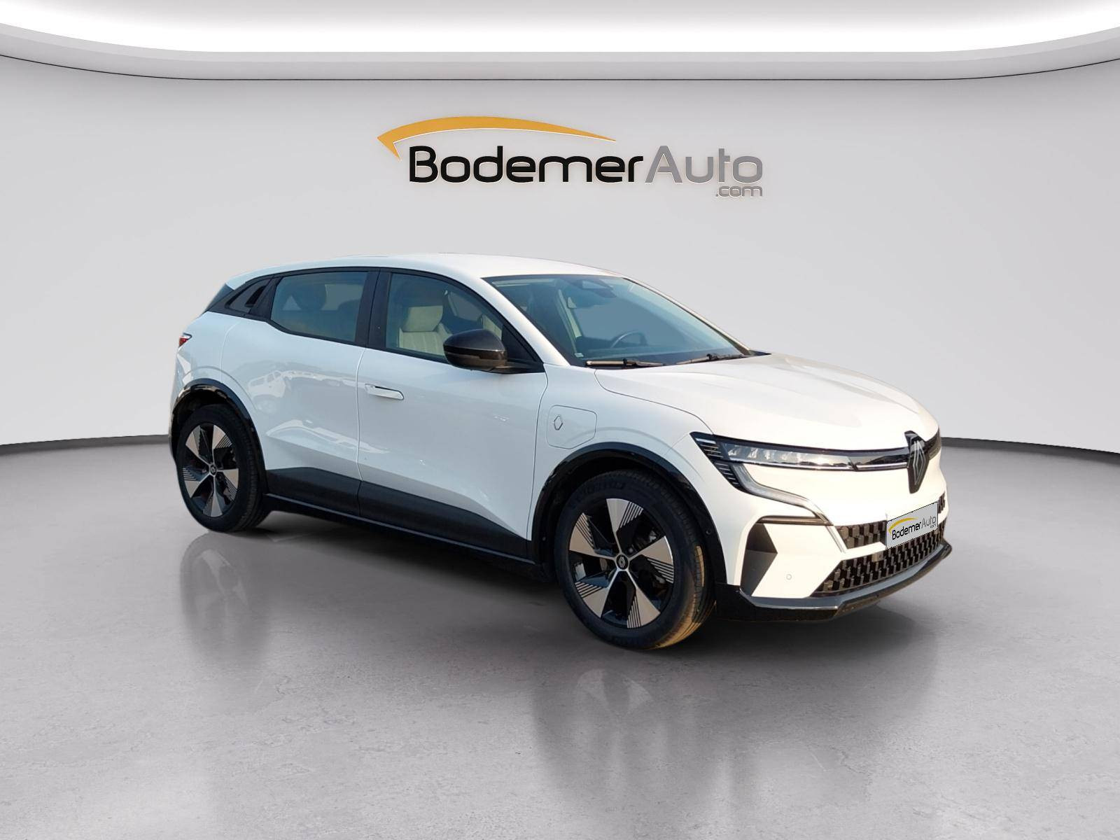 Vente en ligne Renault Megane E-Tech  EV40 130ch standard charge au prix de 21 500 €