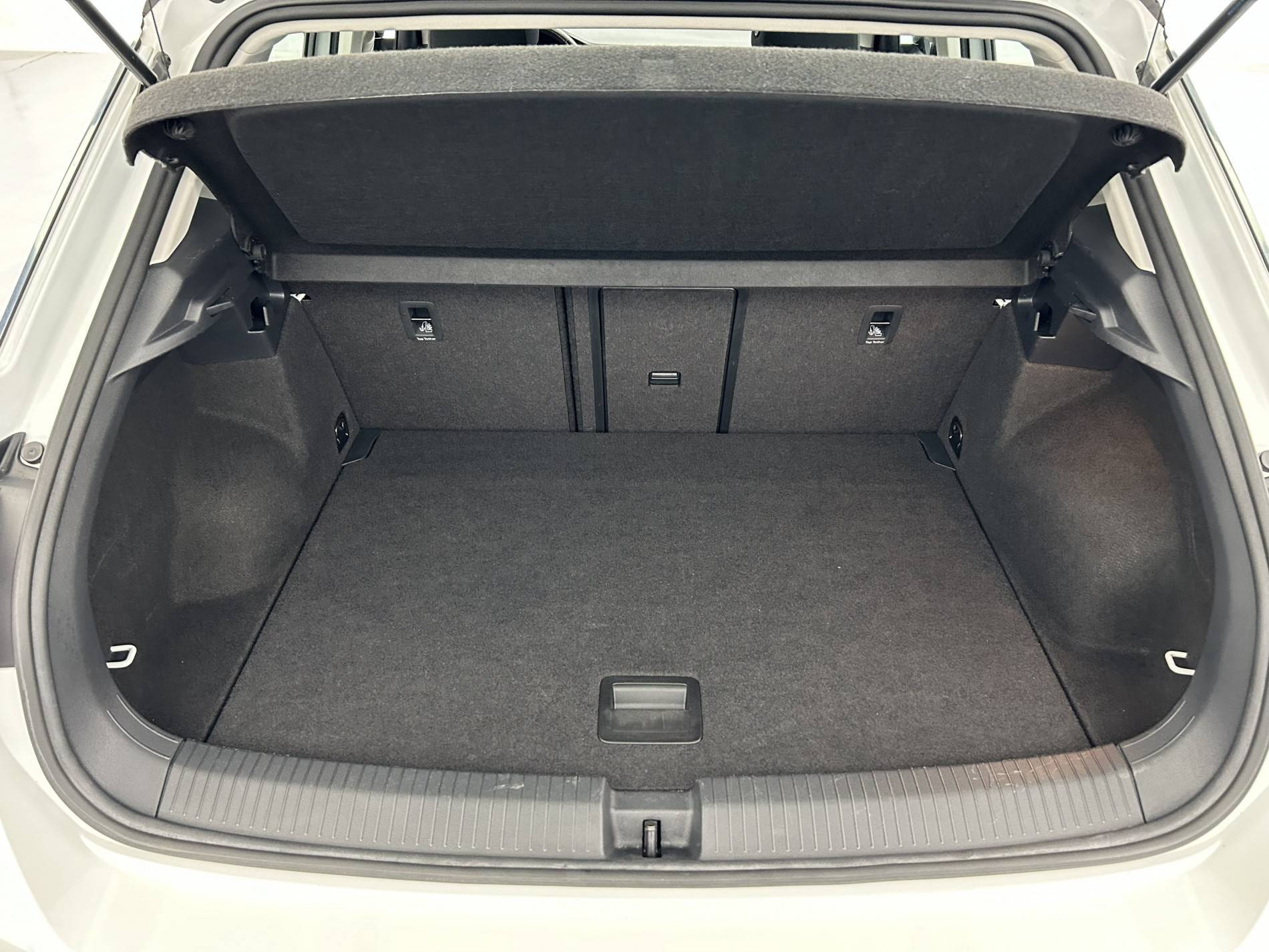 Vente en ligne Volkswagen T-Roc  1.5 TSI 150 EVO Start/Stop BVM6 au prix de 18 990 €