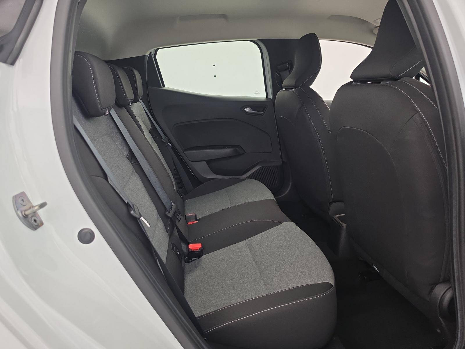 Vente en ligne Renault Clio 5 Clio E-Tech full hybrid 145 au prix de 16 490 €