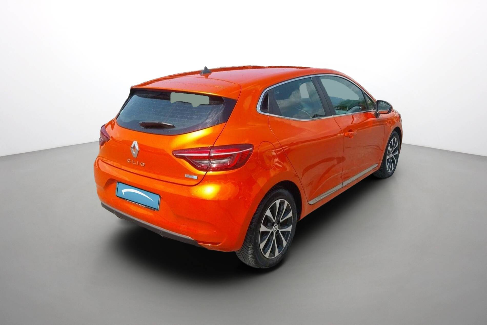 Vente en ligne Renault Clio 5 Clio E-Tech 140 - 21N au prix de 16 590 €