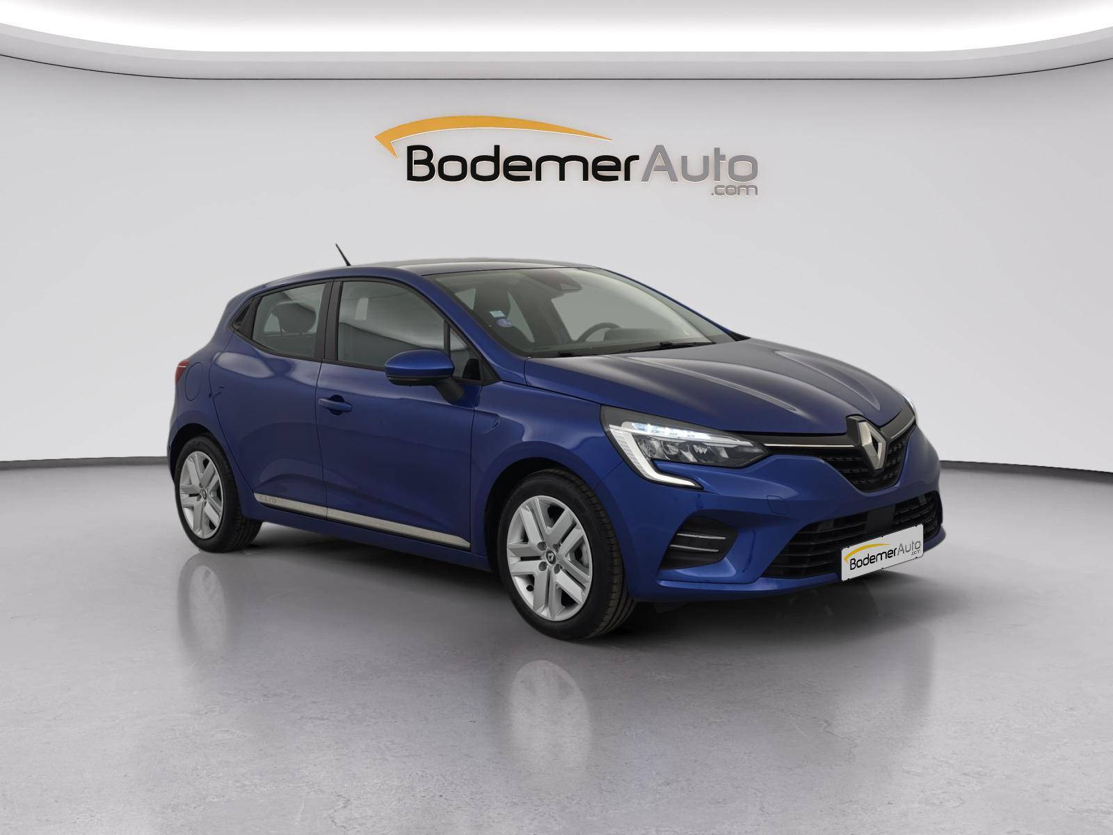 Vente en ligne Renault Clio 5 Clio E-Tech 140 - 21N au prix de 15 990 €