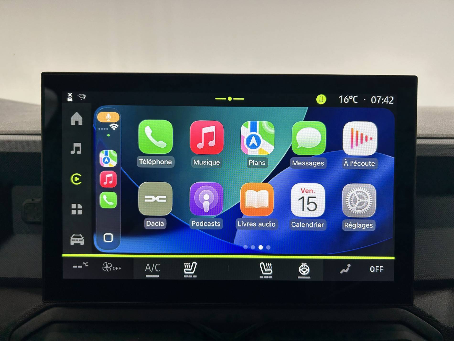 Vente en ligne Dacia Duster  Hybrid 140 au prix de 26 390 €