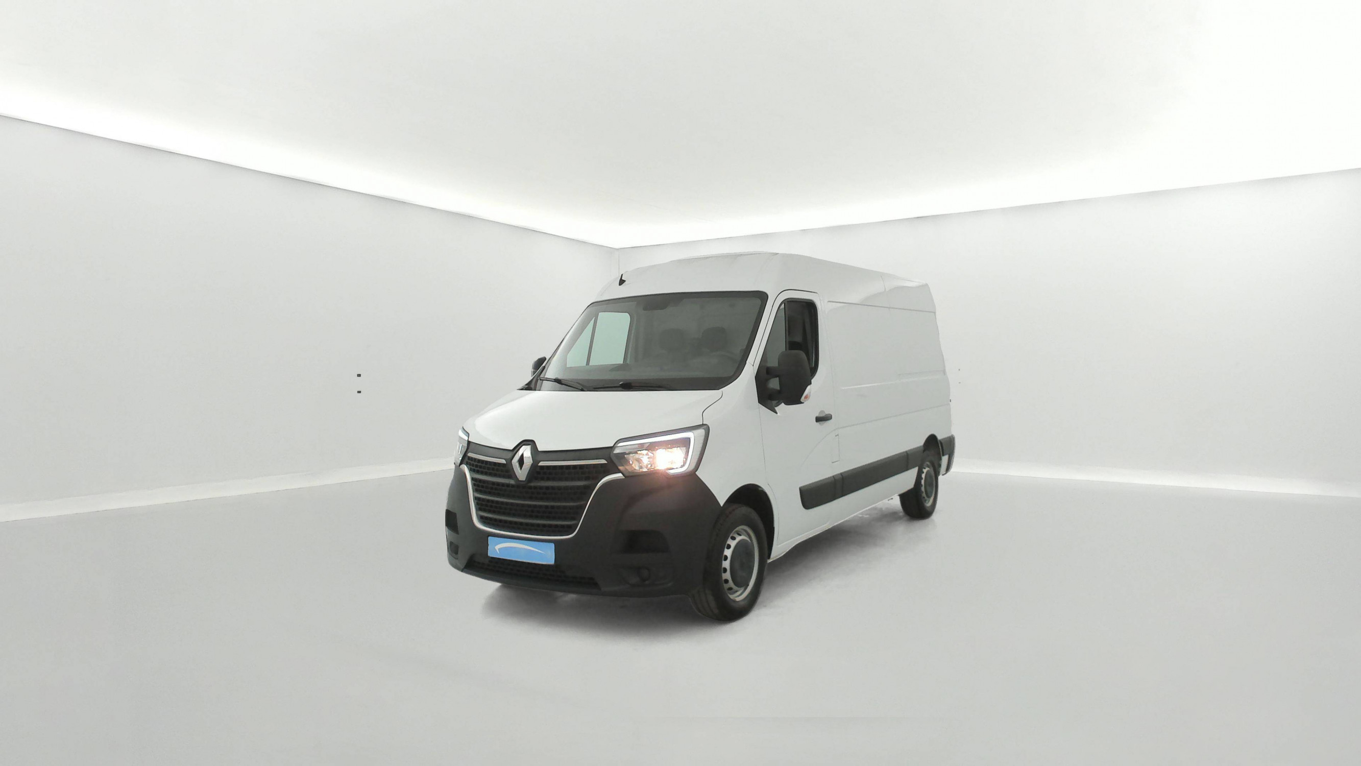 Renault Master Fourgon MASTER FGN TRAC F3500 L2H2 BLUE DCI 135 occasion de 2023 en vente à Saint-Brieuc