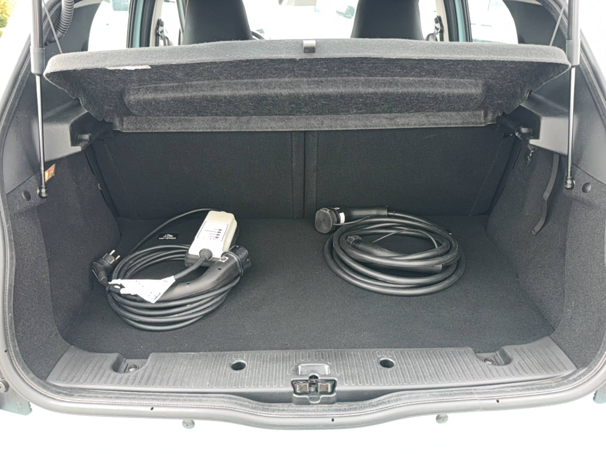 Vente en ligne Renault Twingo Electrique Twingo III E-Tech au prix de 13 490 €