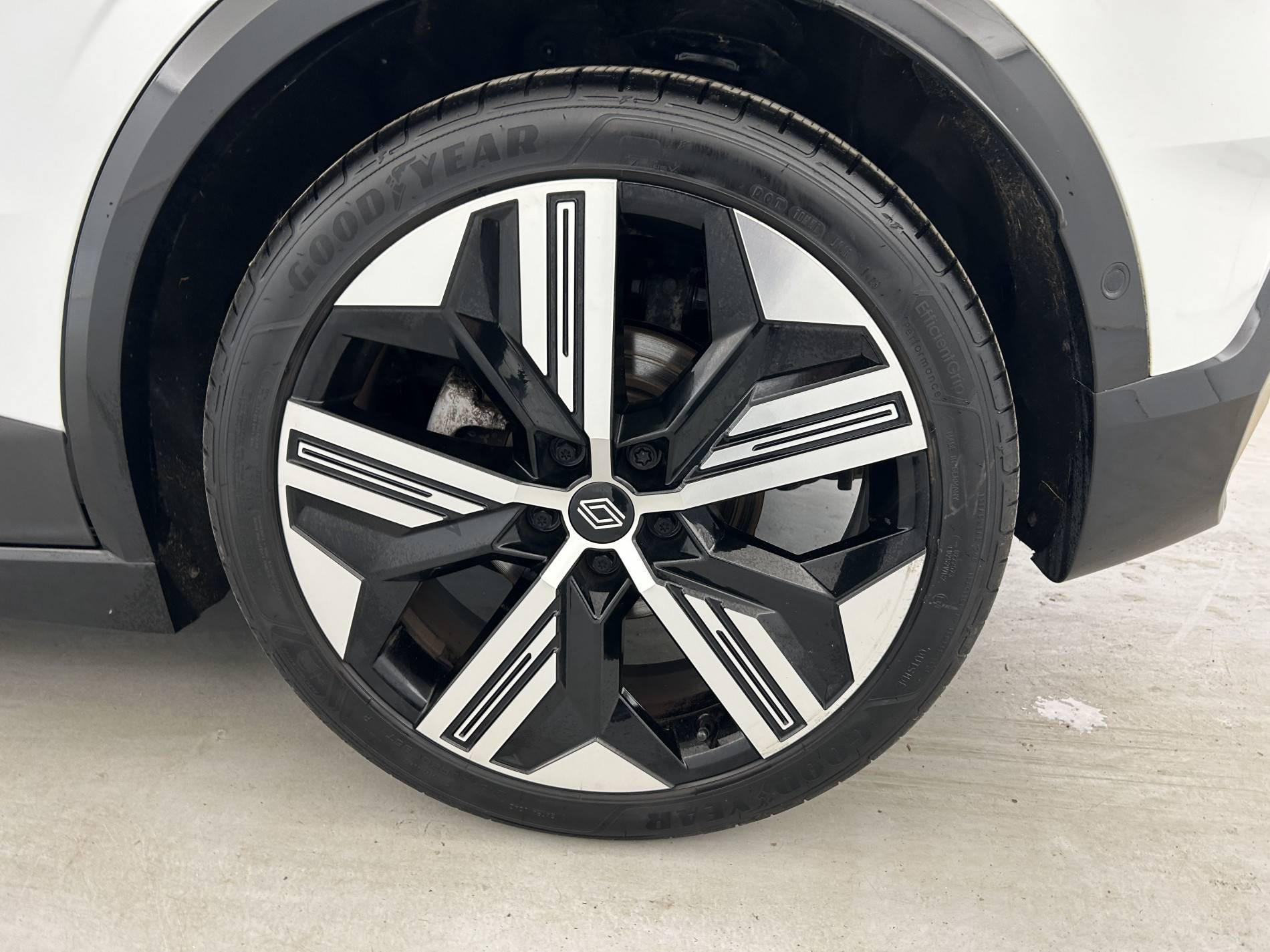 Vente en ligne Renault Megane E-Tech  EV60 220 ch super charge au prix de 22 530 €