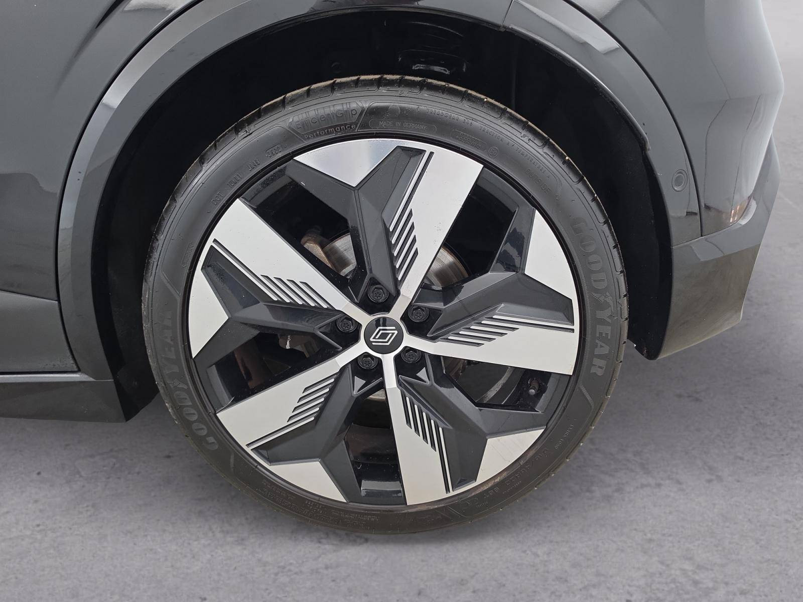 Vente en ligne Renault Megane E-Tech  EV60 220 ch super charge au prix de 25 990 €